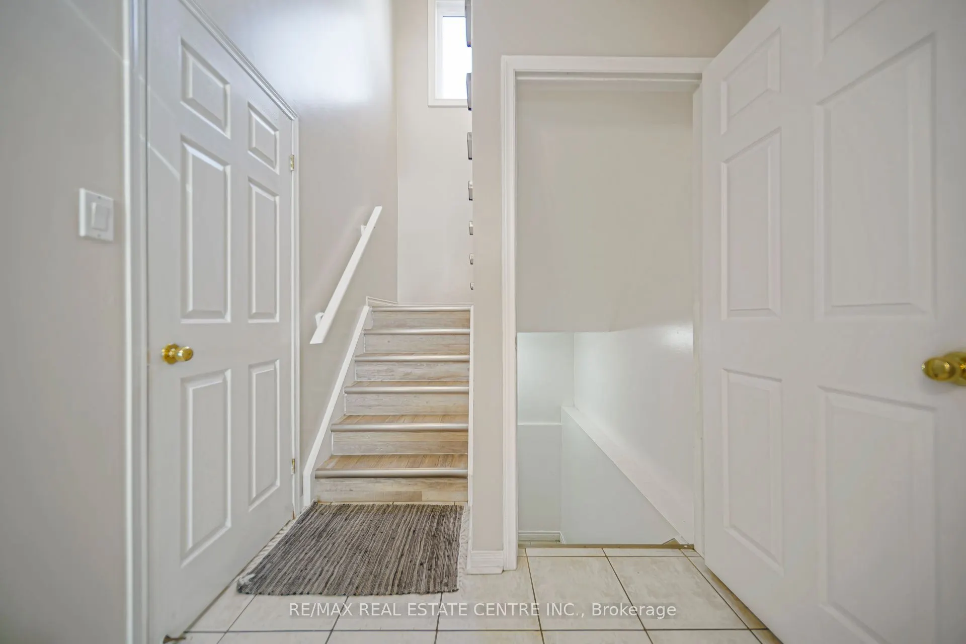 800 Paramount Drive #1