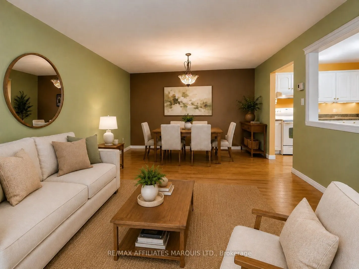 220 Kenyon Street W #302