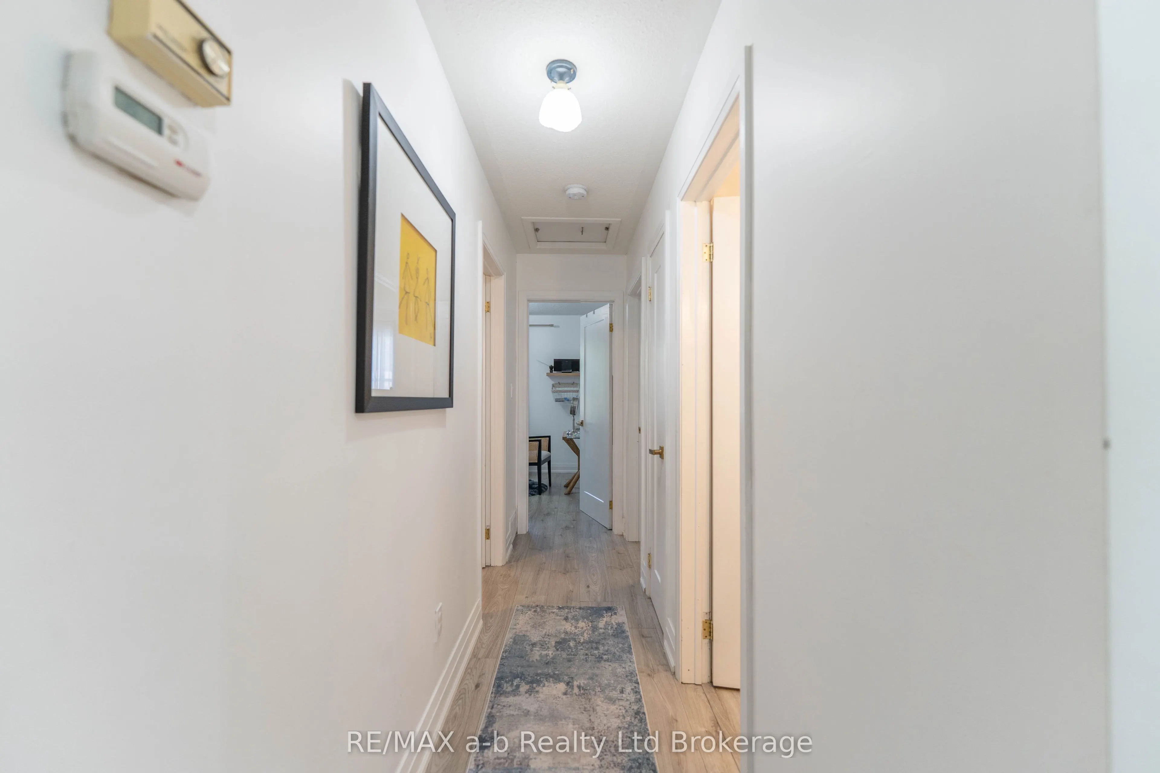 6 Camdon Court