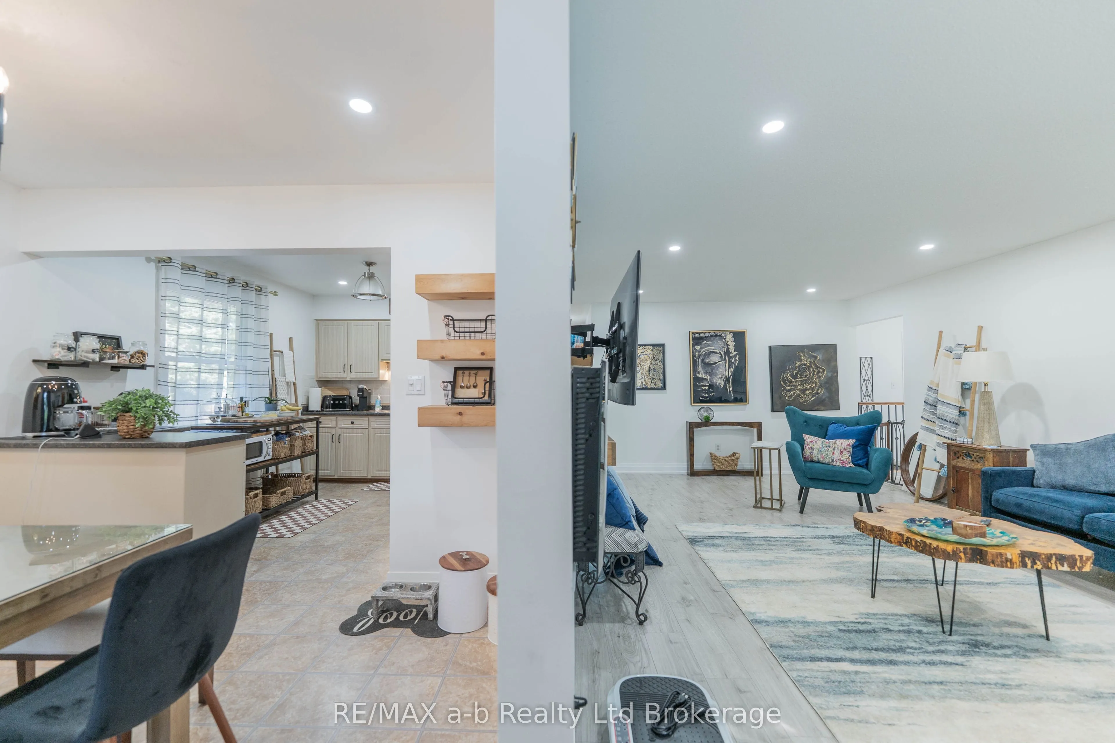 6 Camdon Court