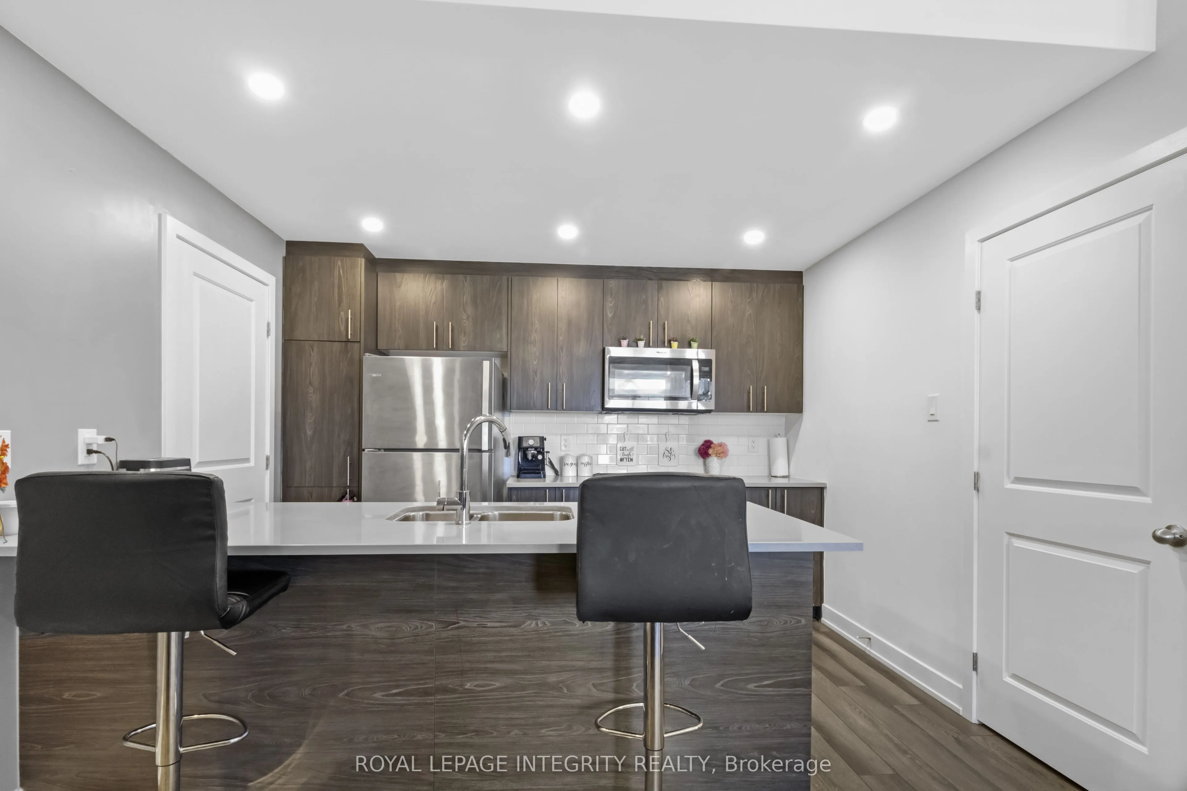 55 Overberg Way #H
