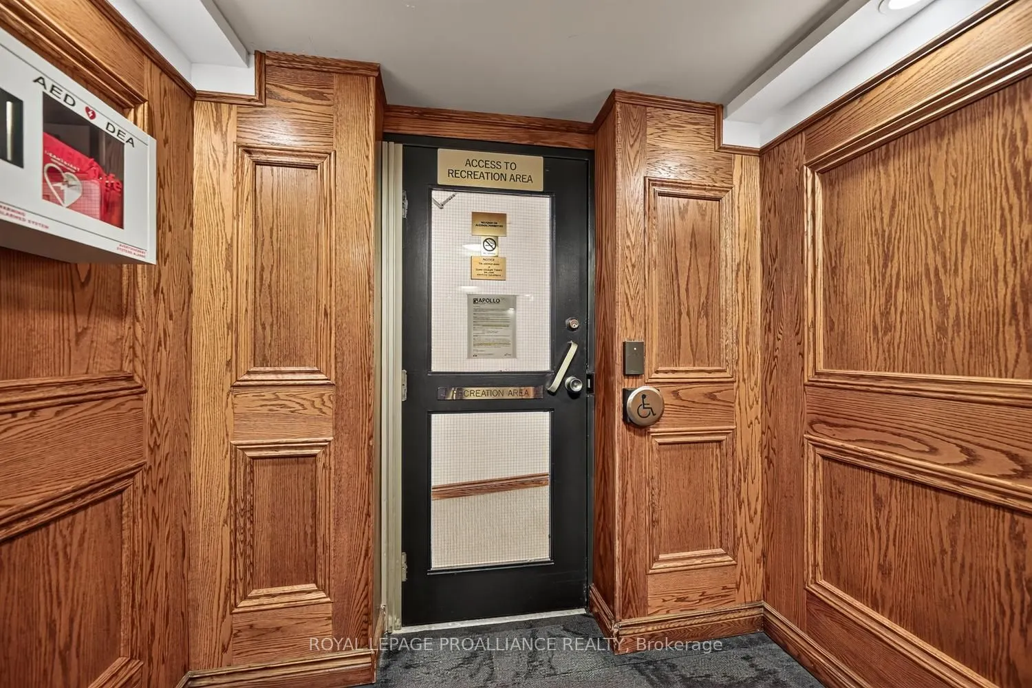 500 Laurier Avenue W #907