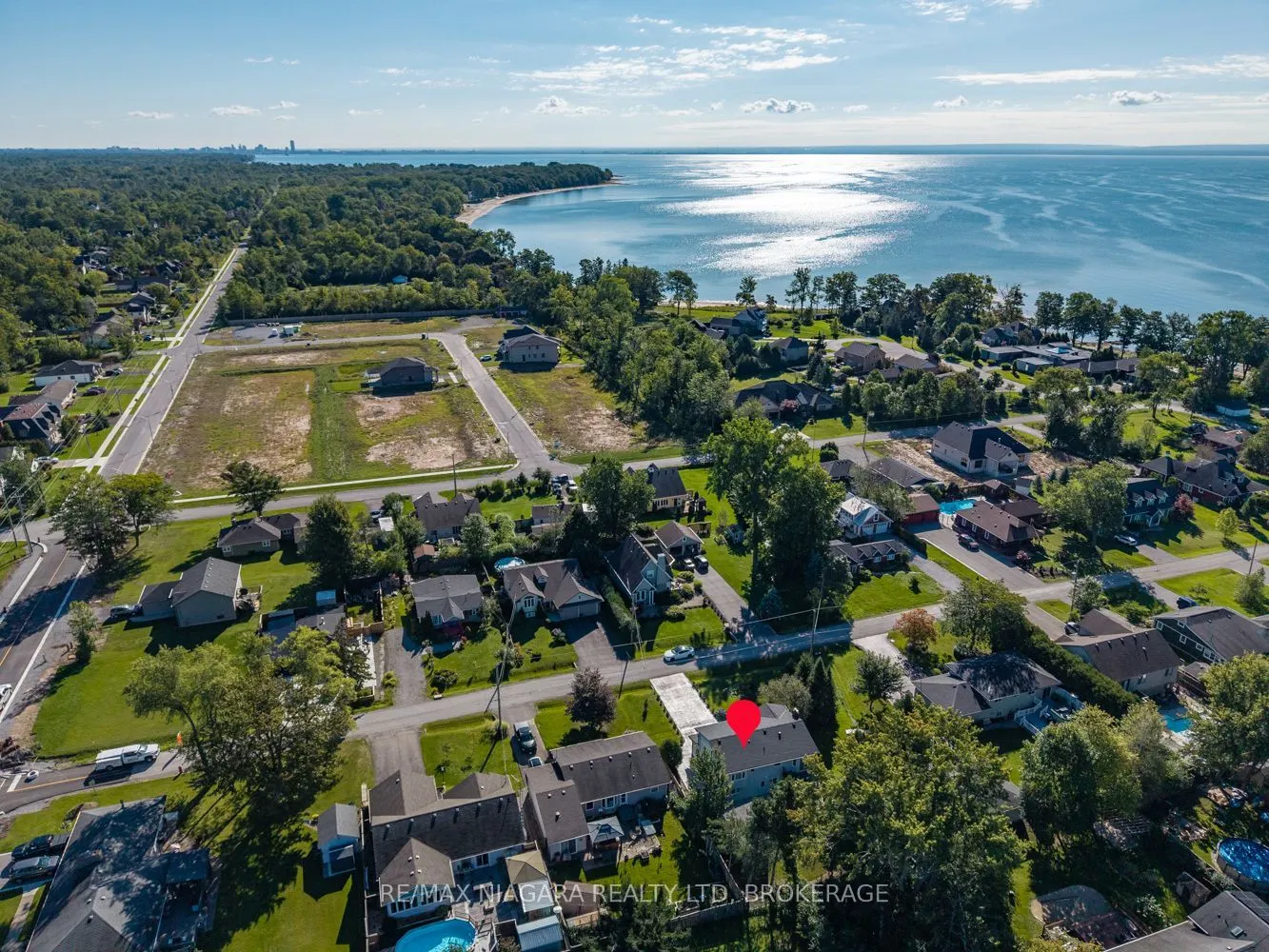 31 Pleasant Avenue S