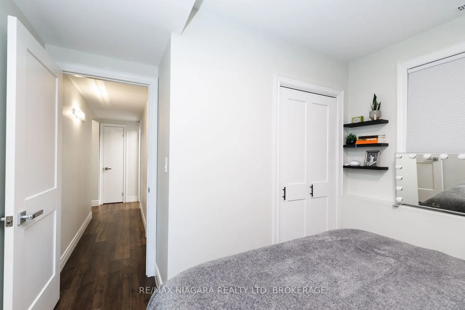 31 Pleasant Avenue S