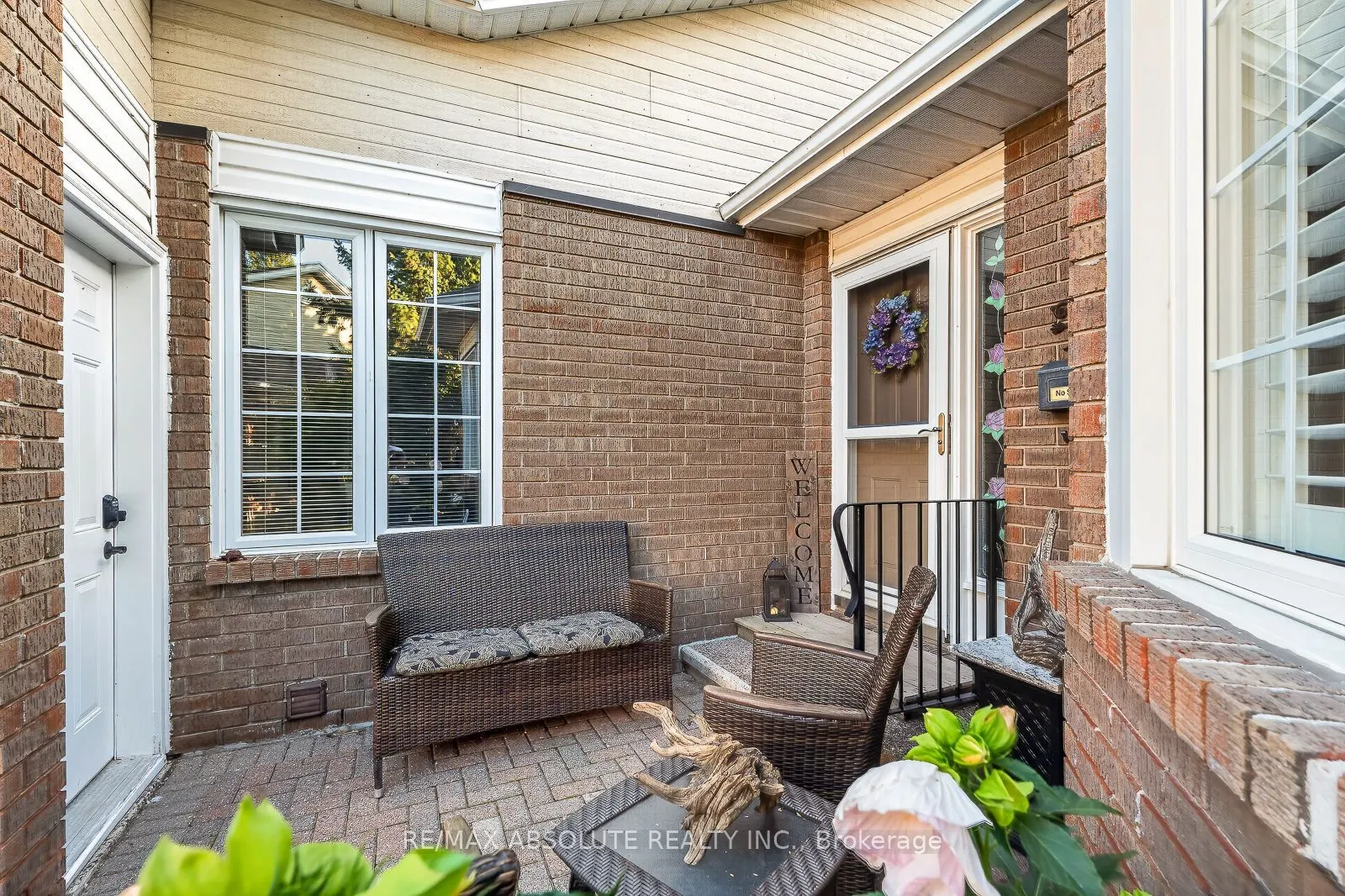 12 Oyster Bay Court #50