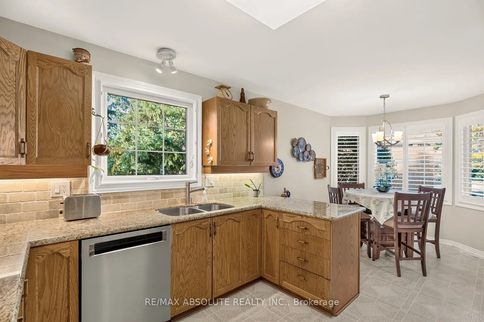 12 Oyster Bay Court #50