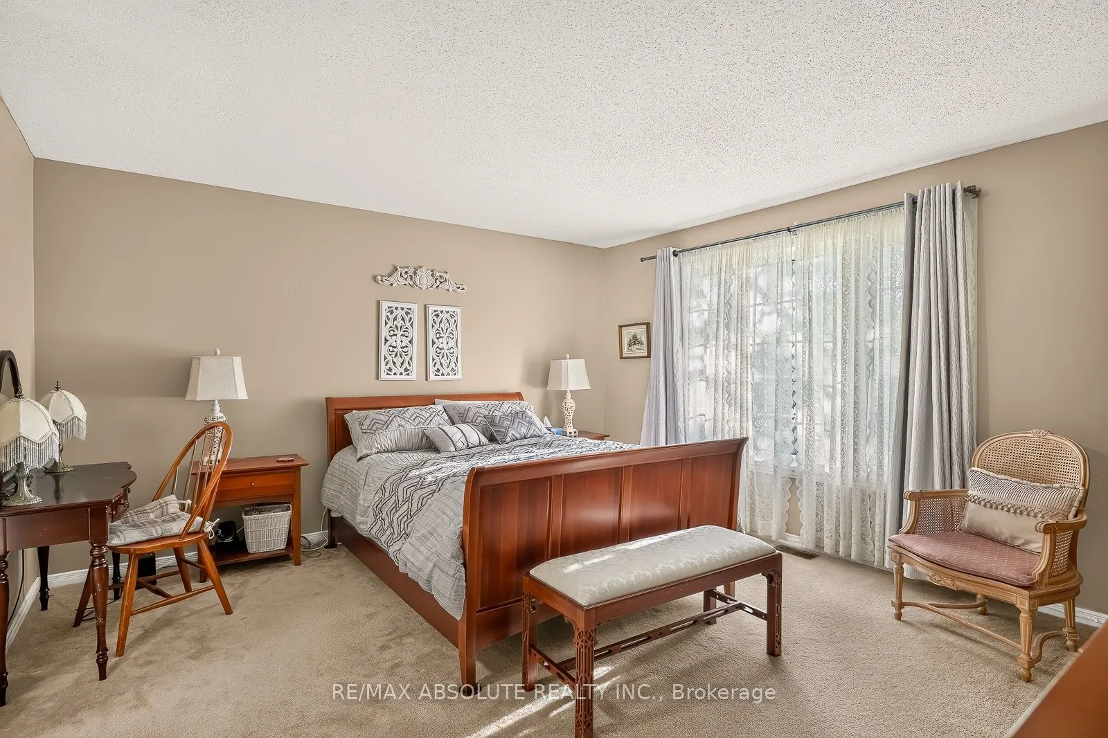 12 Oyster Bay Court #50