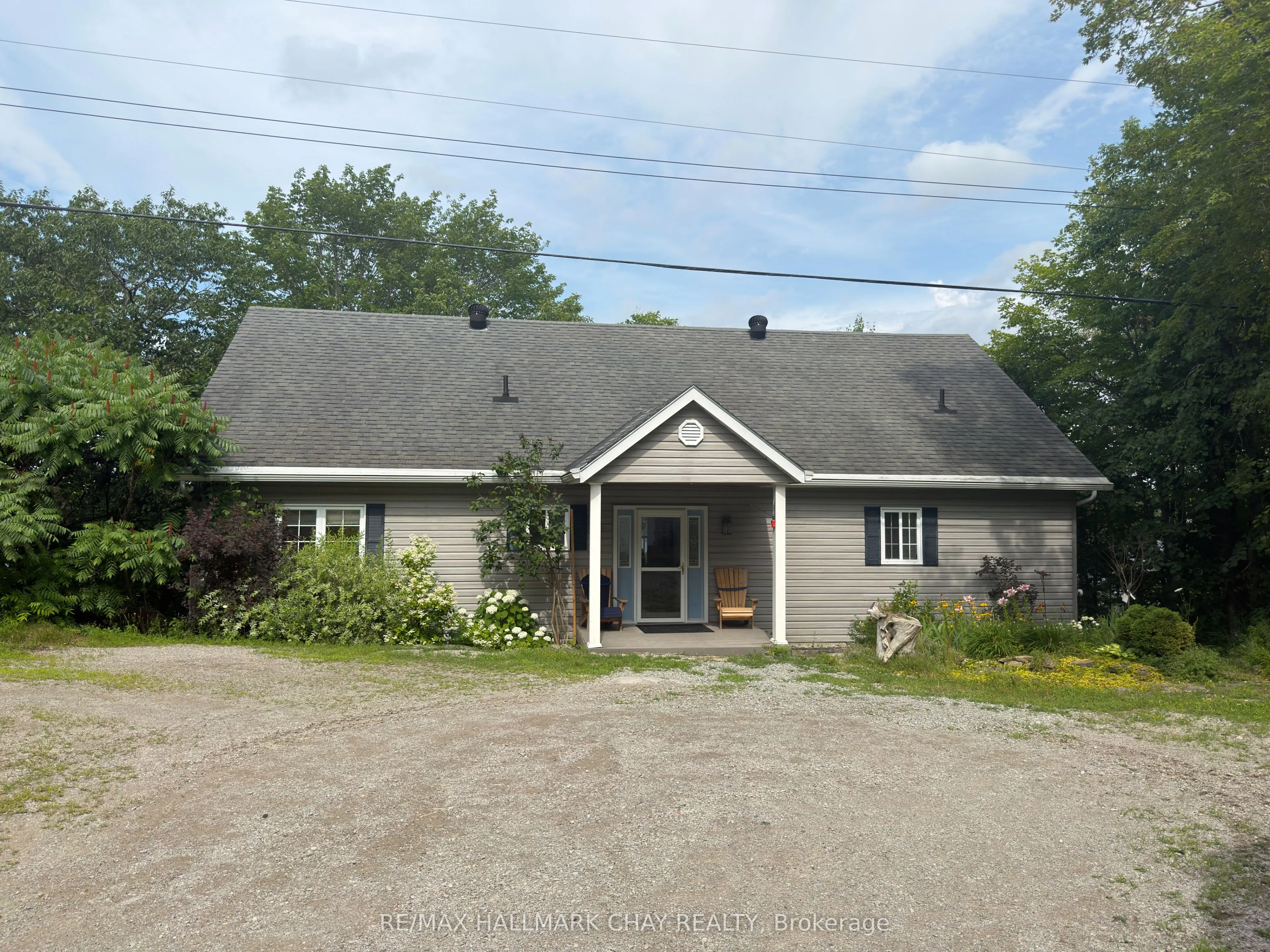 137 Pickerel Point Road