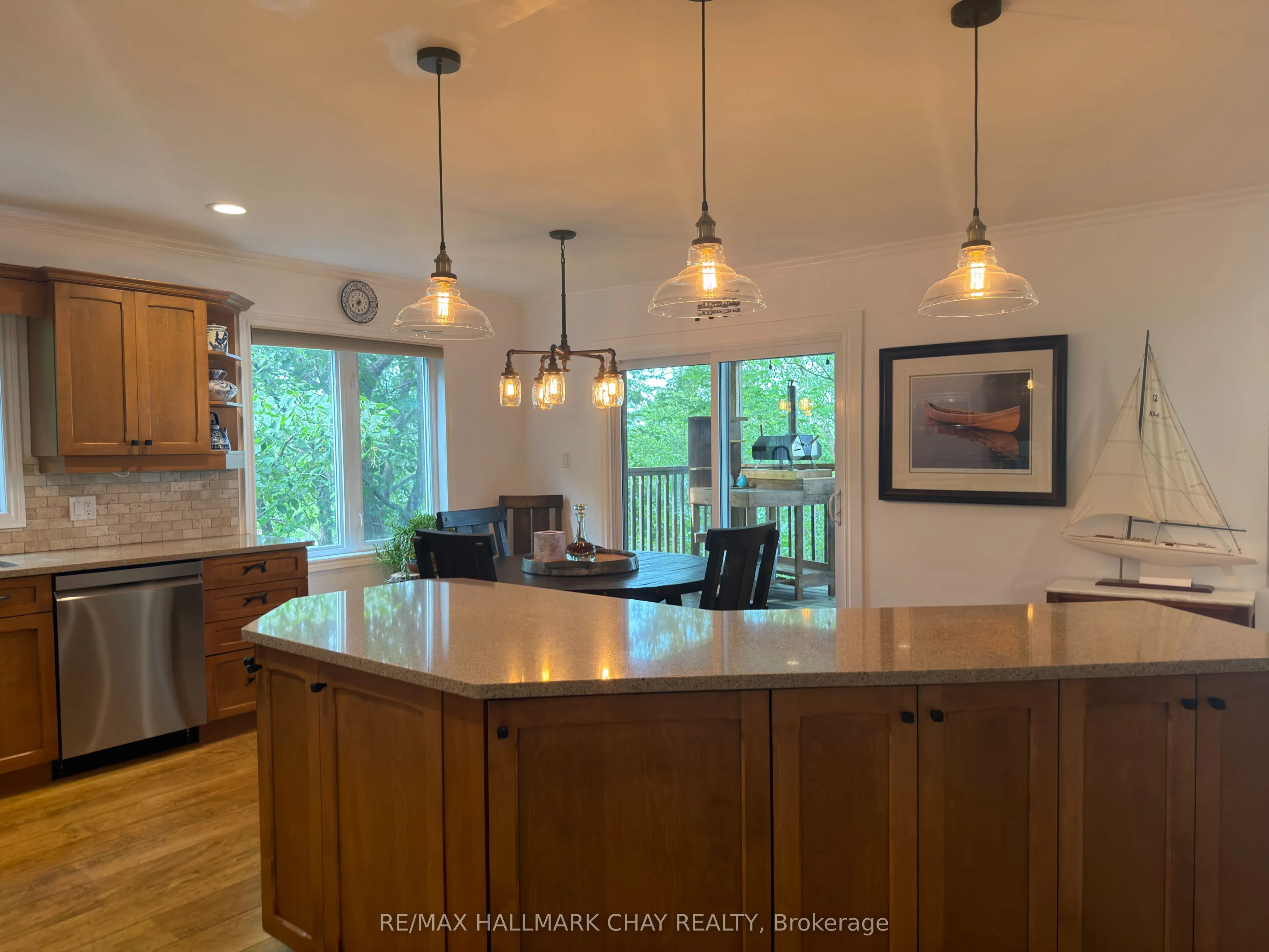 137 Pickerel Point Road