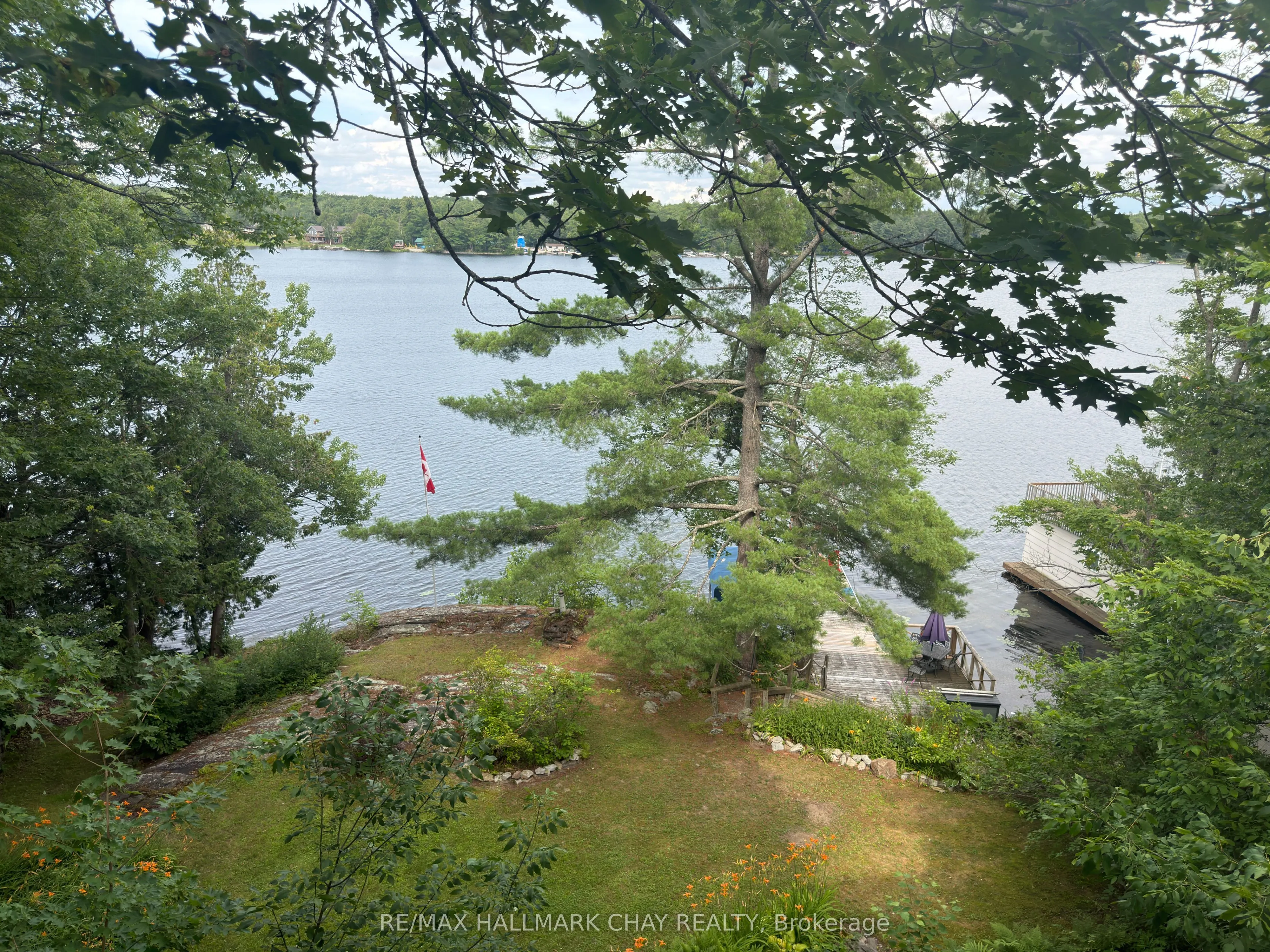 137 Pickerel Point Road