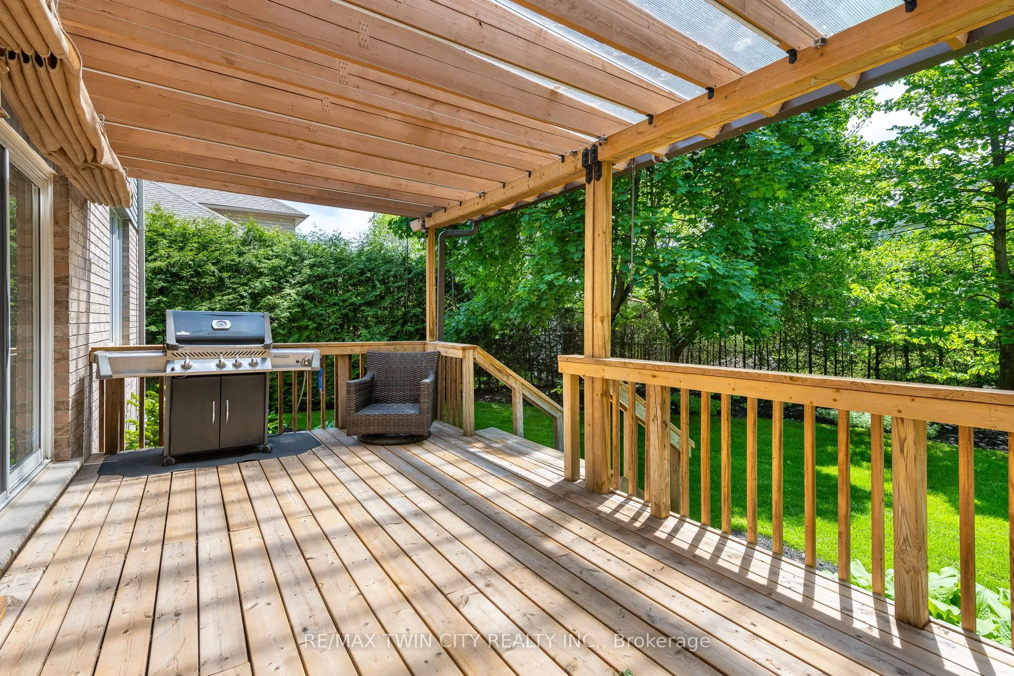 15 Carolinian Lane