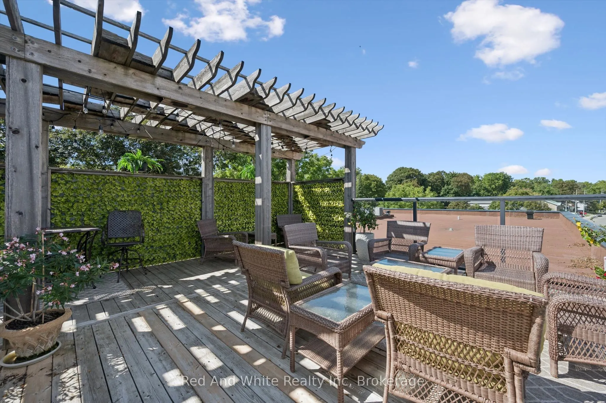 24 Cedar Street #106