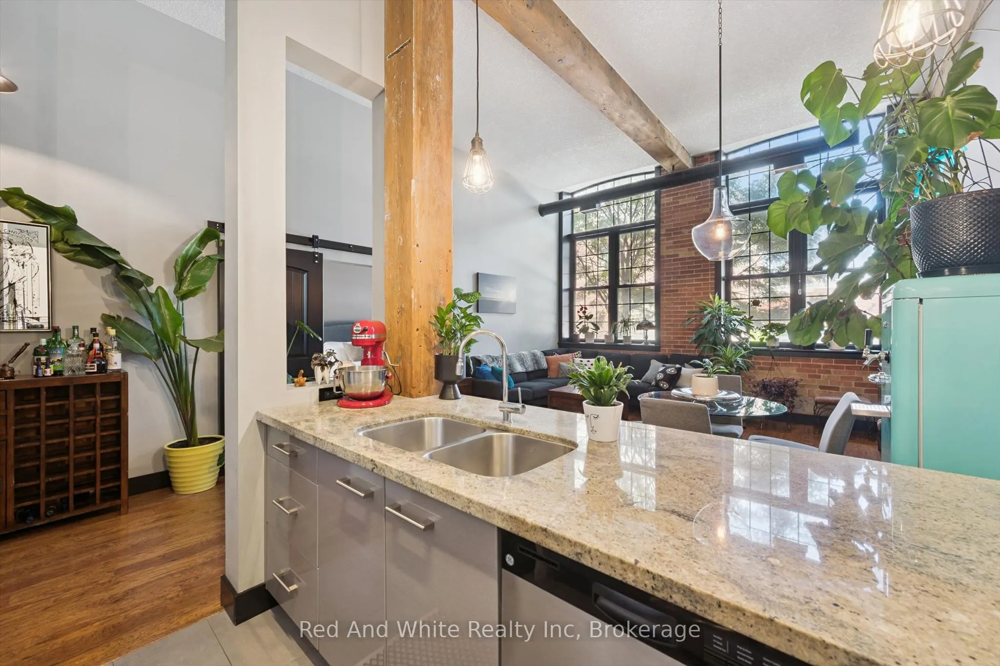 24 Cedar Street #106