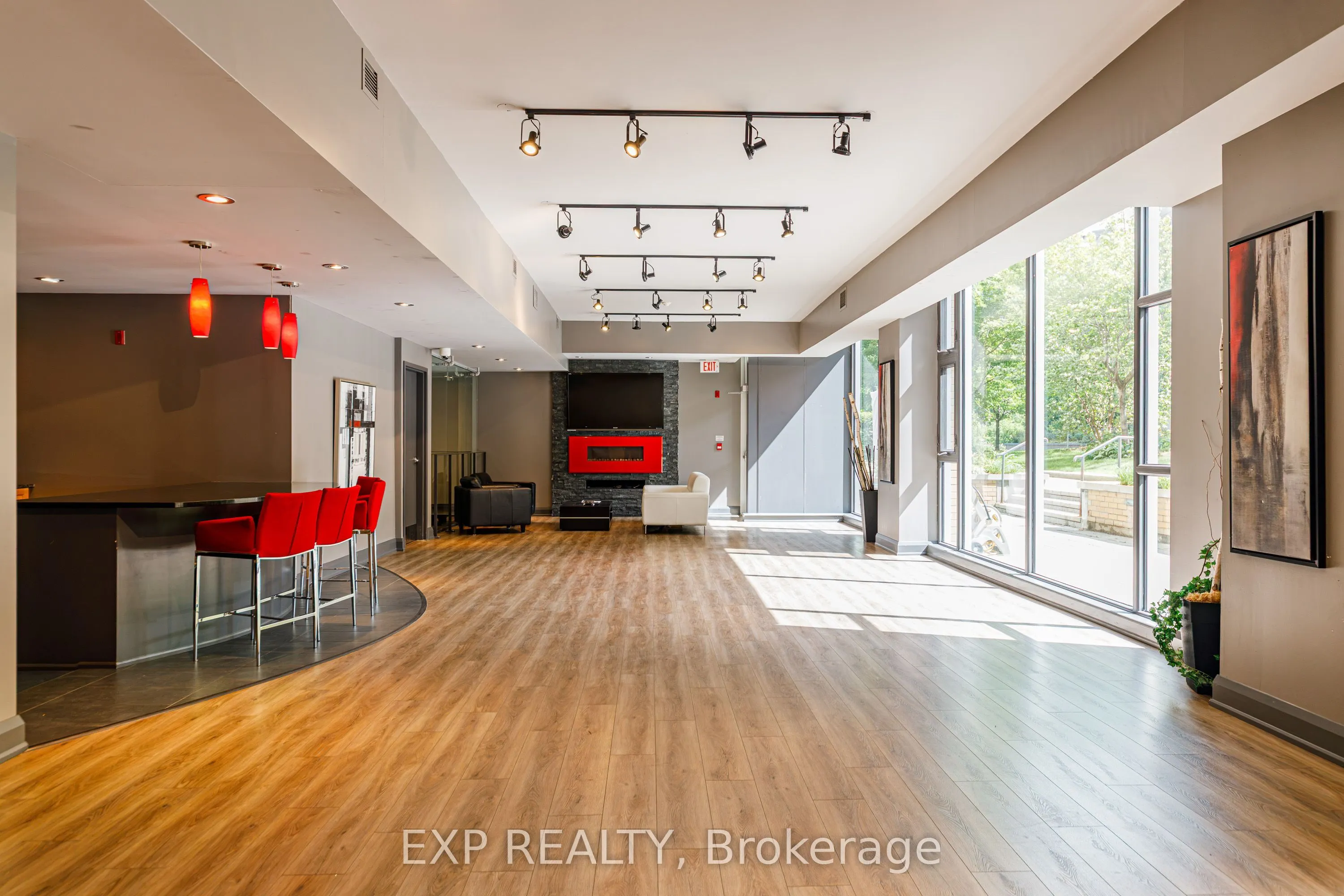 200 Lett Street #601