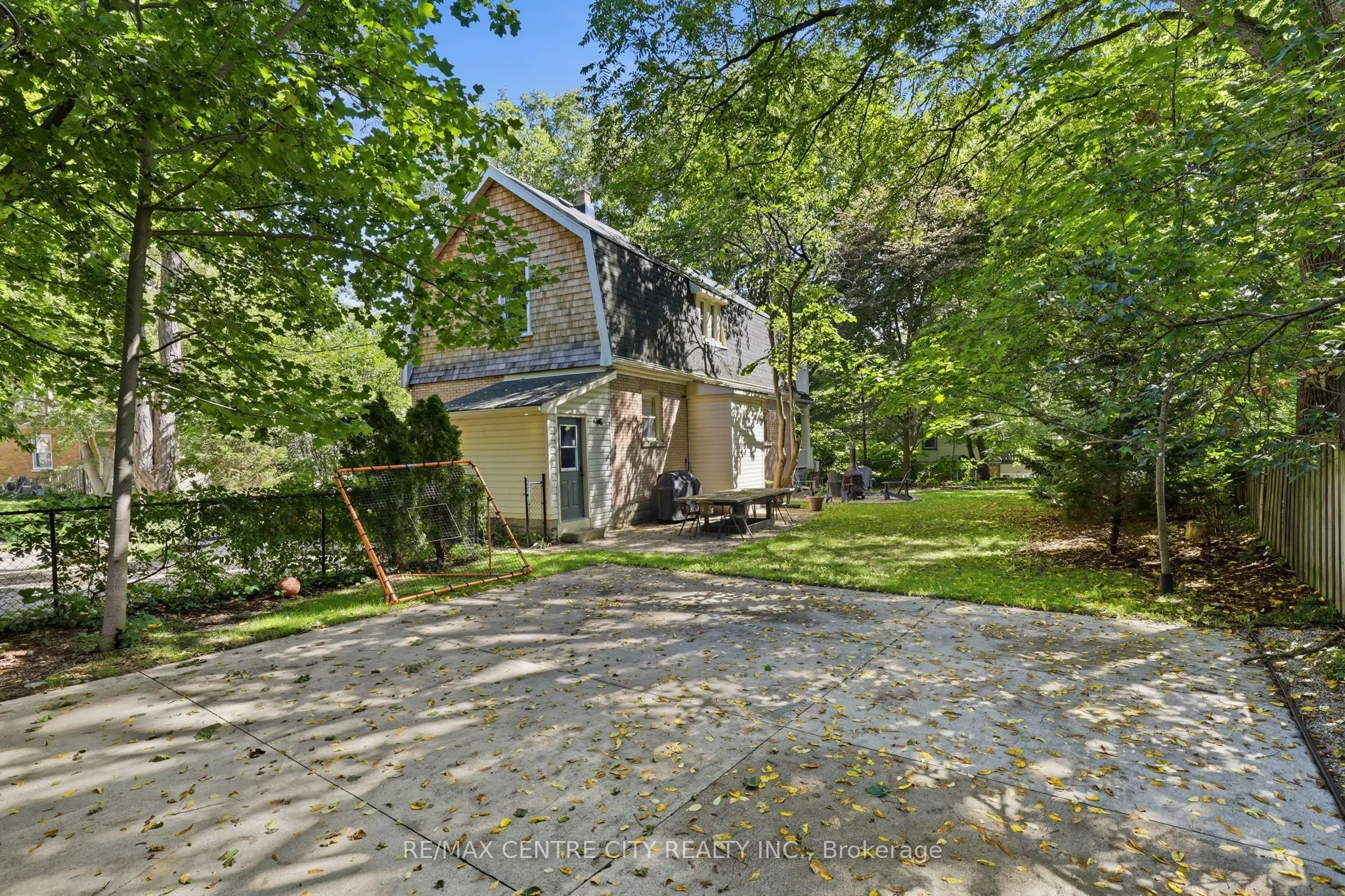 102 Walnut Street