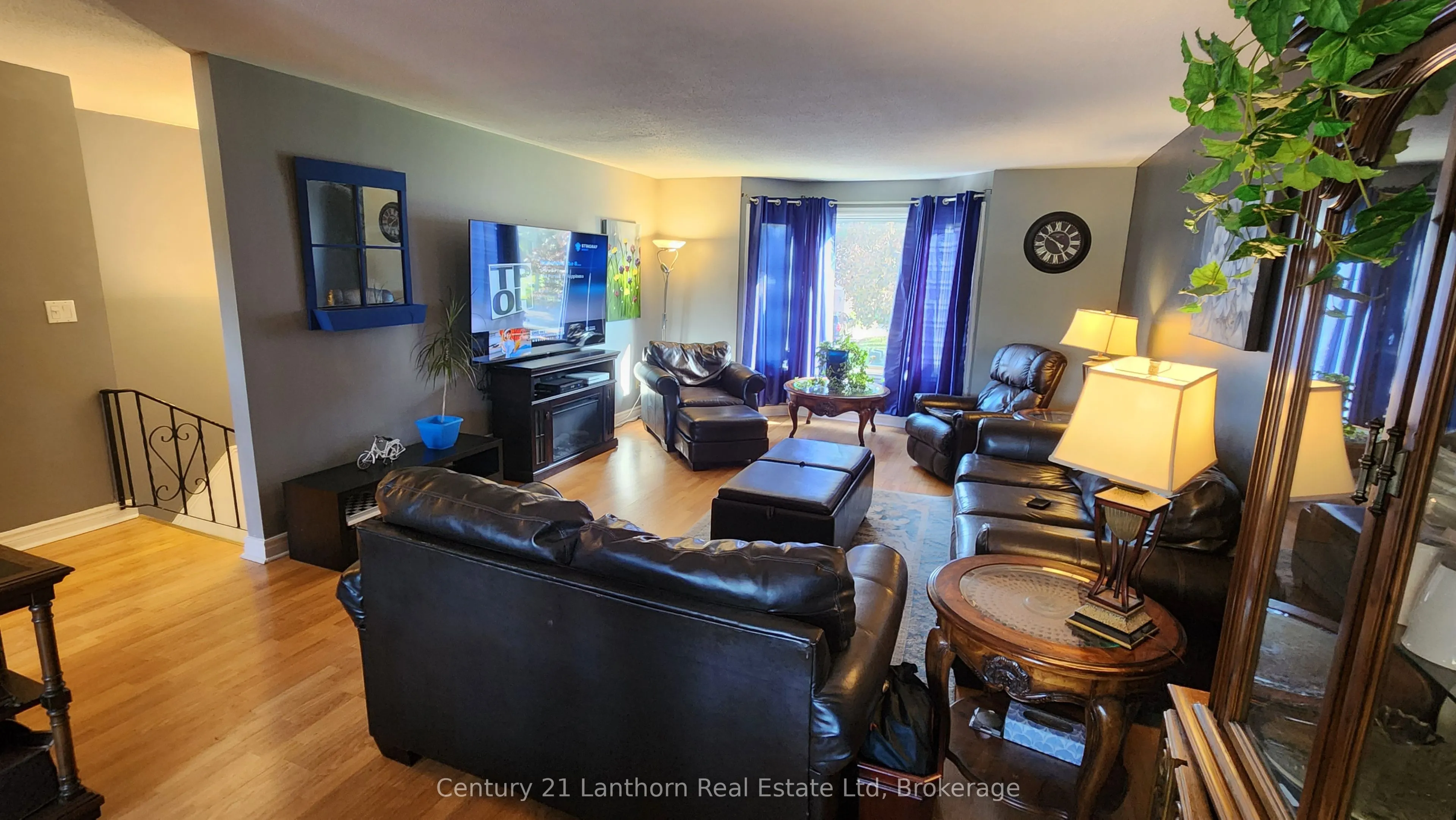 13 Loraine Avenue