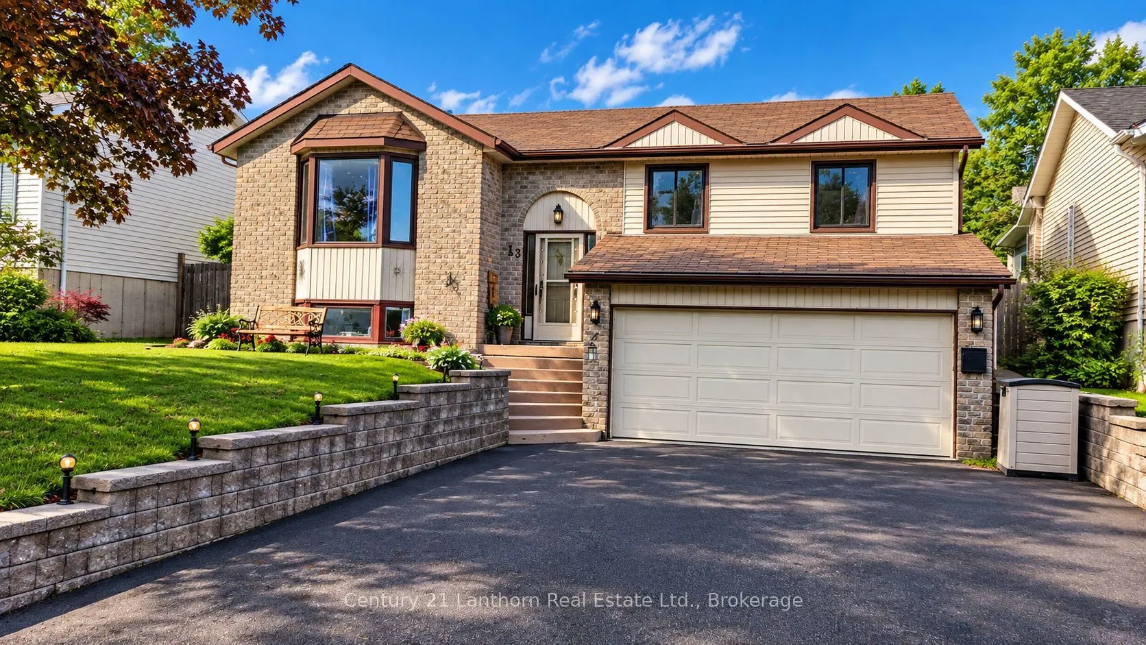 13 Loraine Avenue