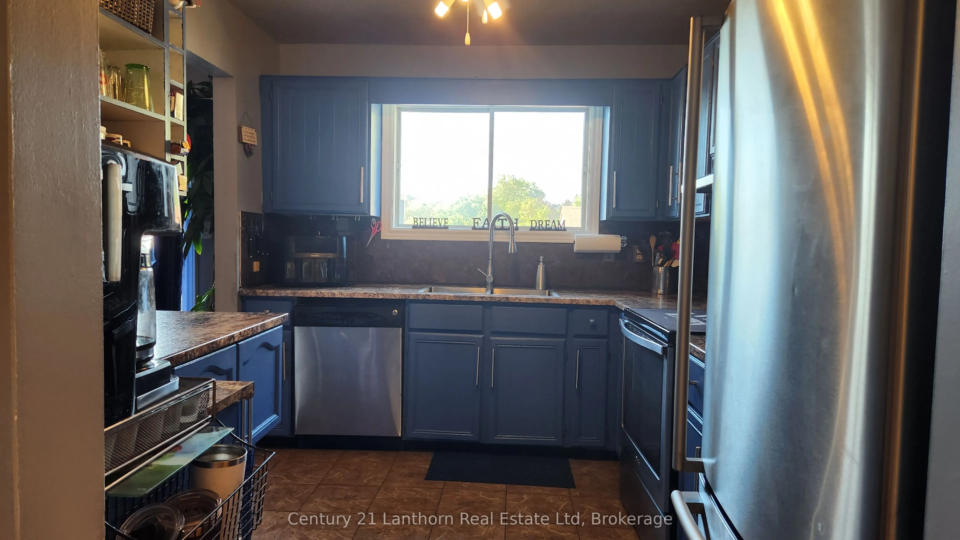 13 Loraine Avenue
