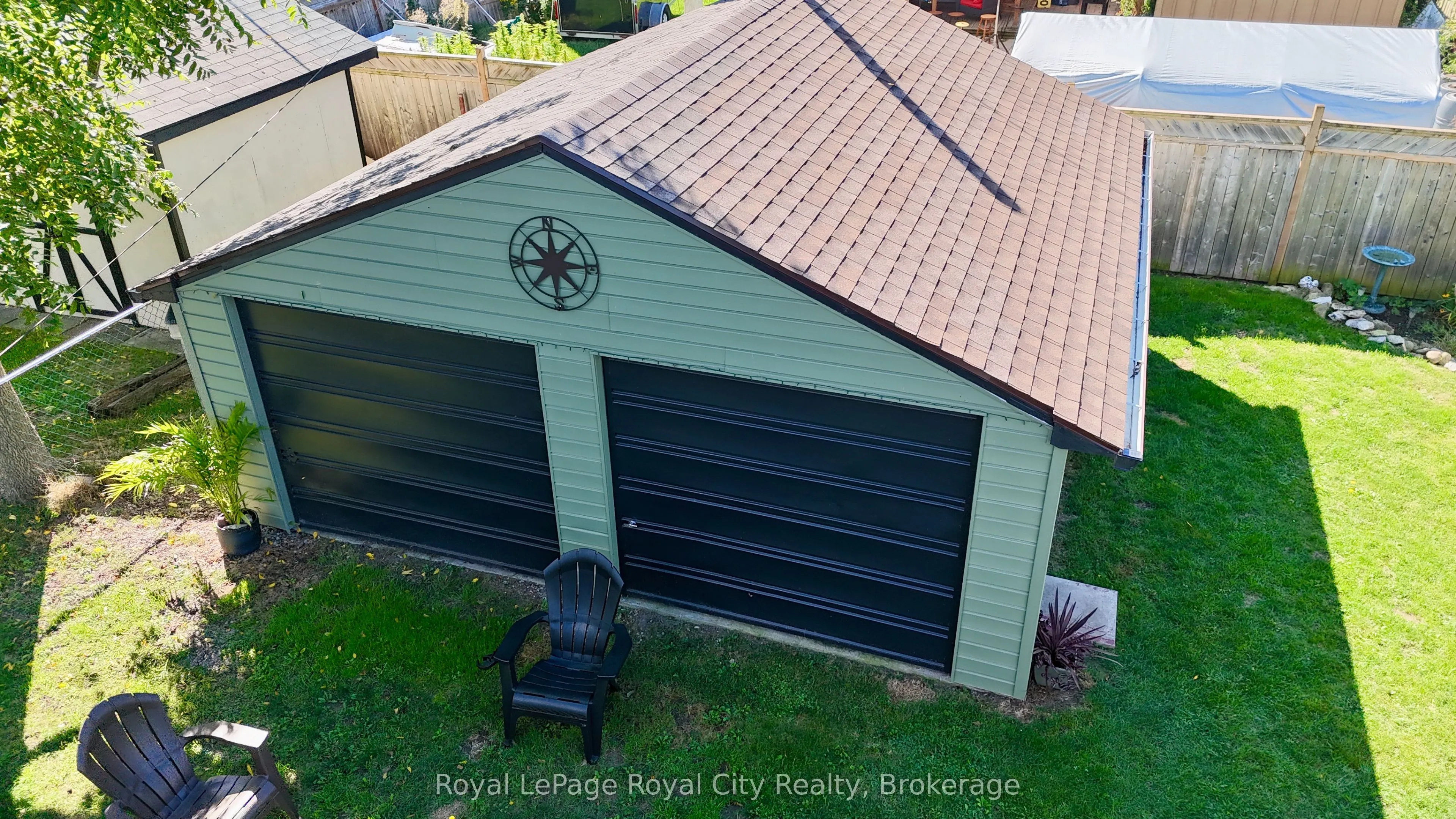 295 Killaly Street E
