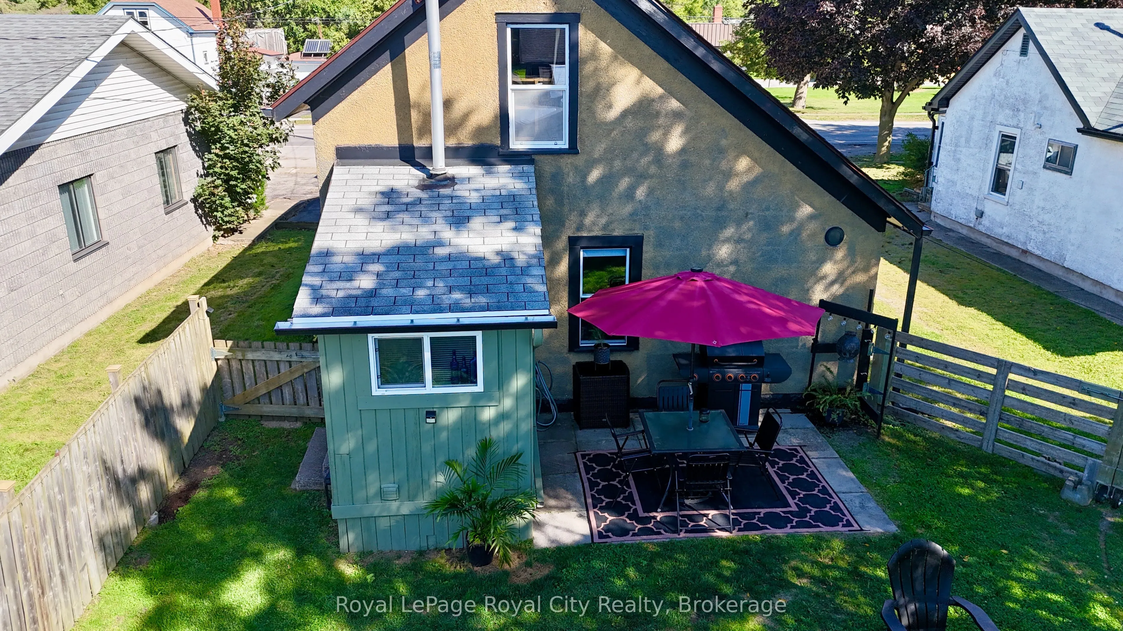295 Killaly Street E