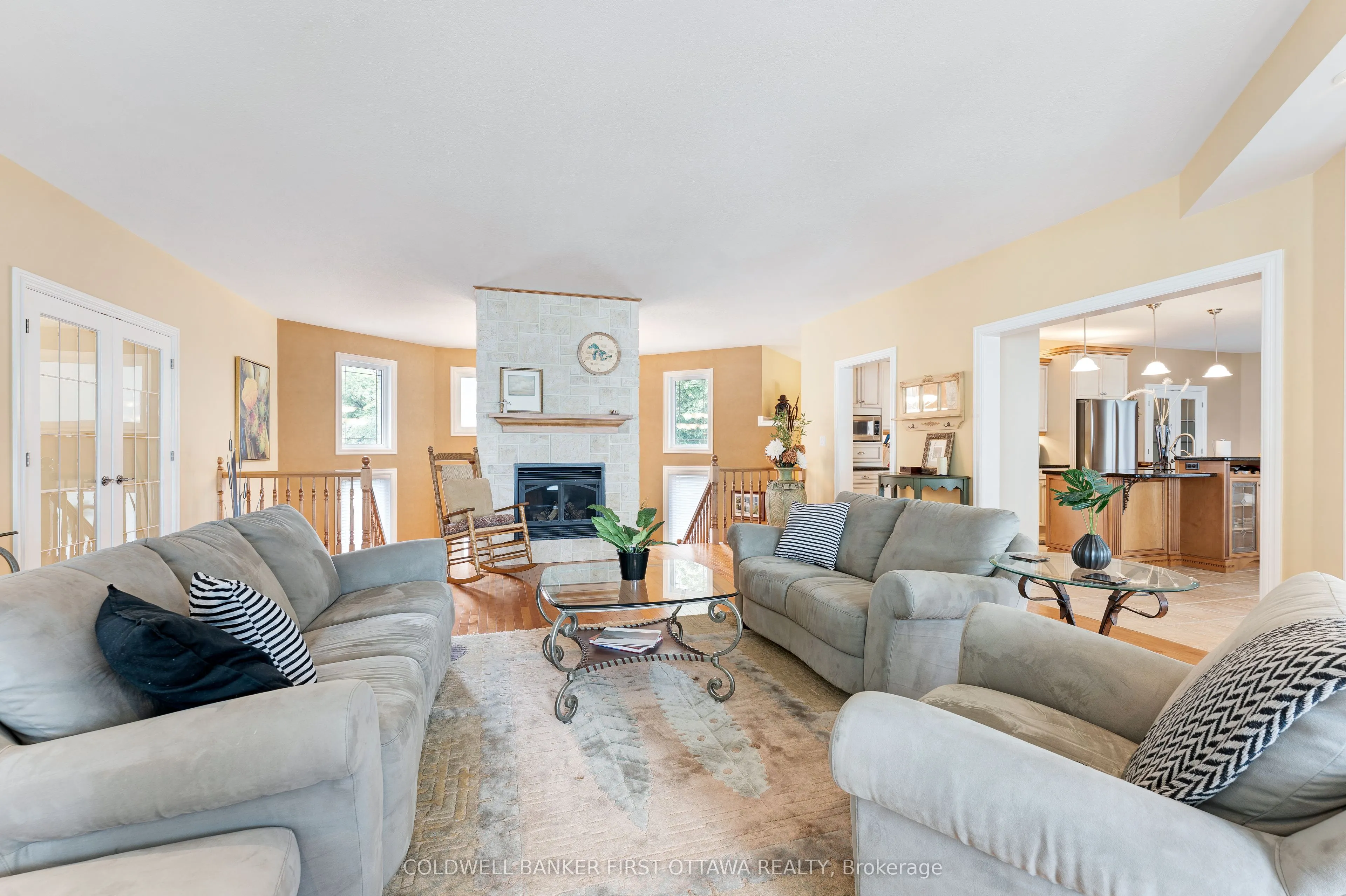 987 1000 Islands Parkway