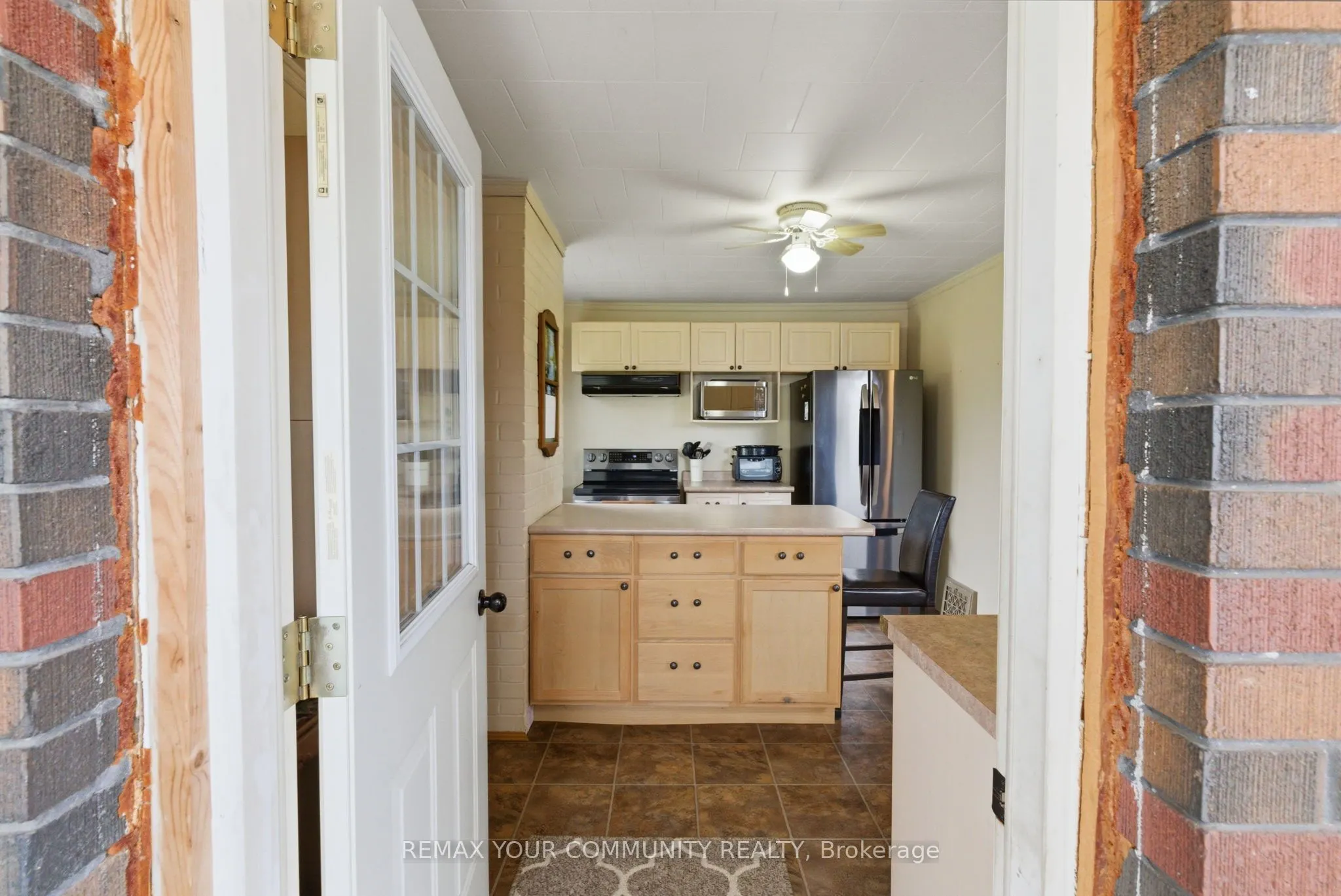 5868 County Rd. 65