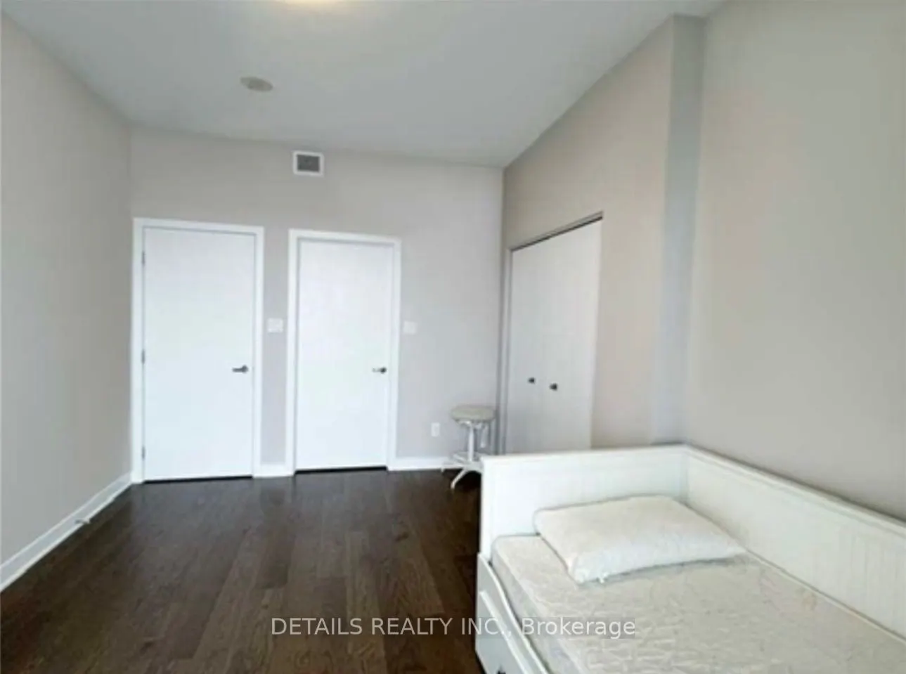 40 Nepean Street #2007