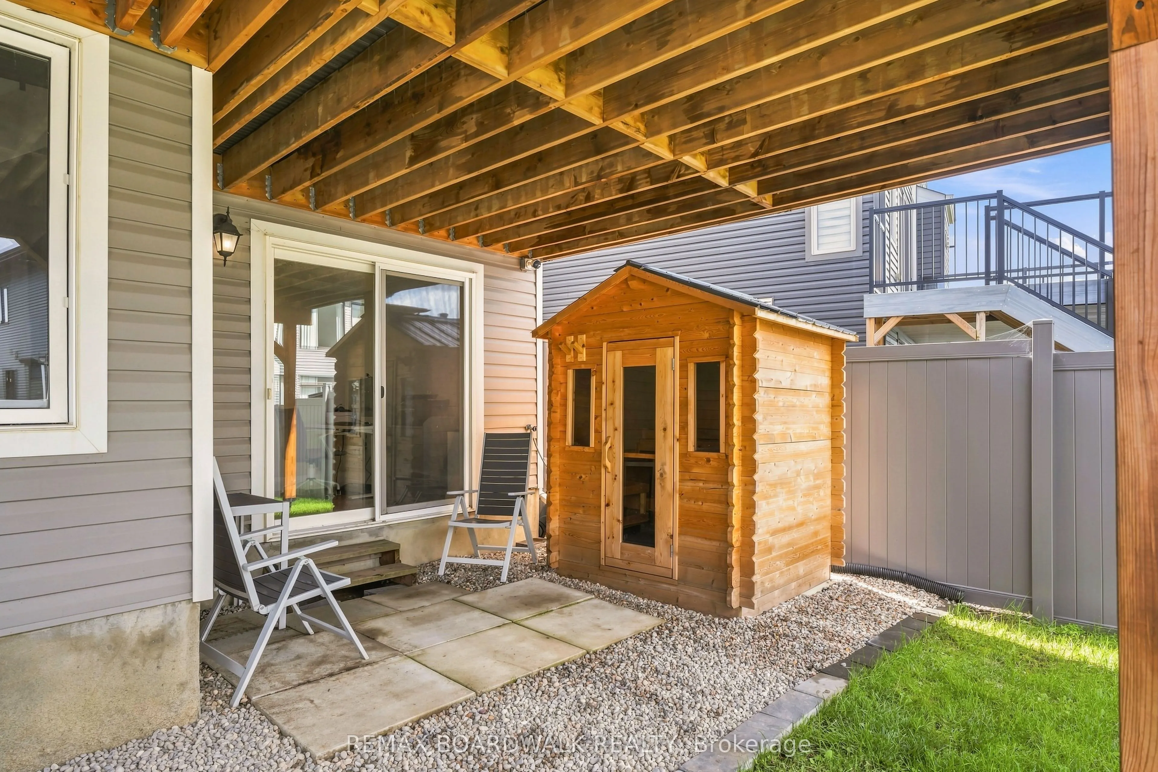 210 Pingwi Place