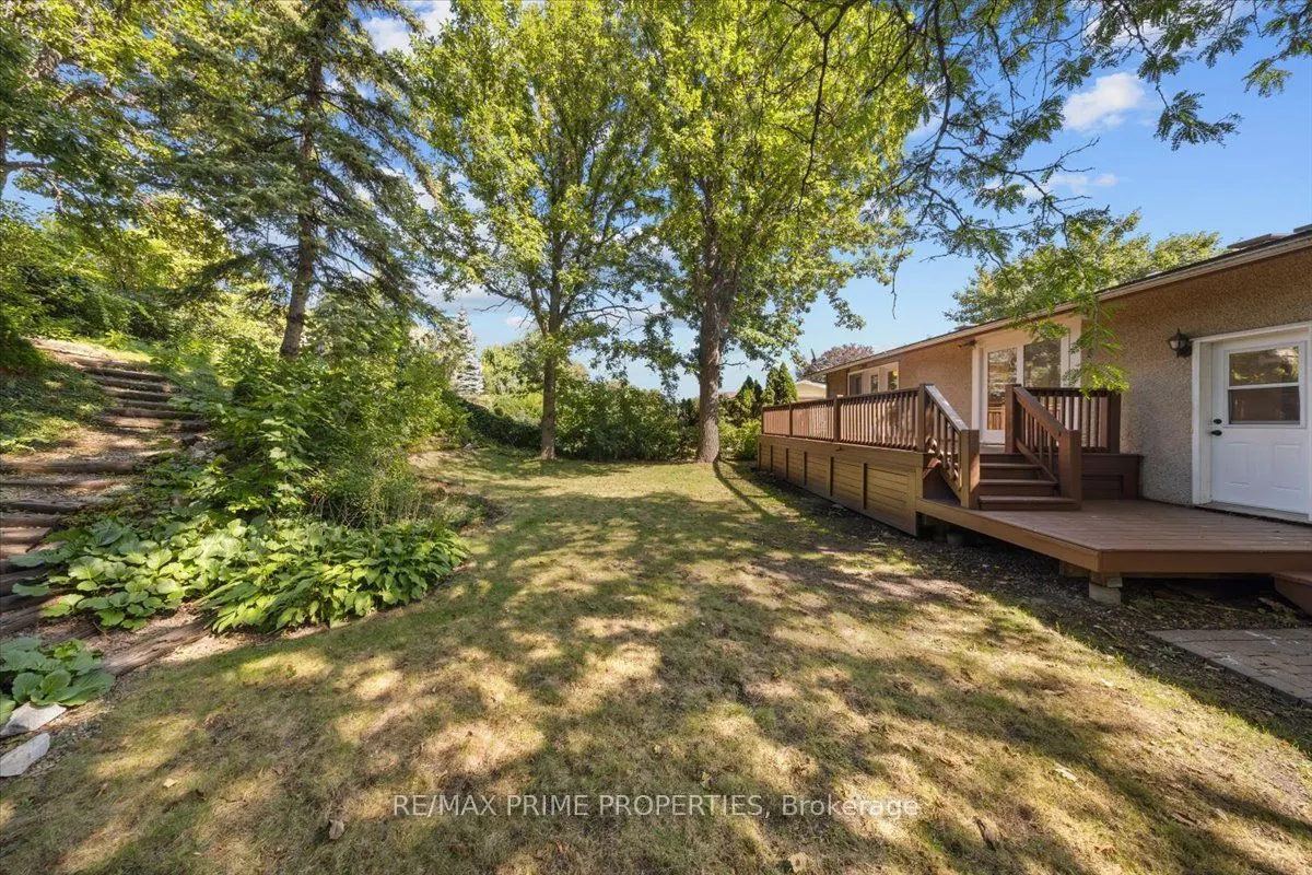 104 Queensline Drive