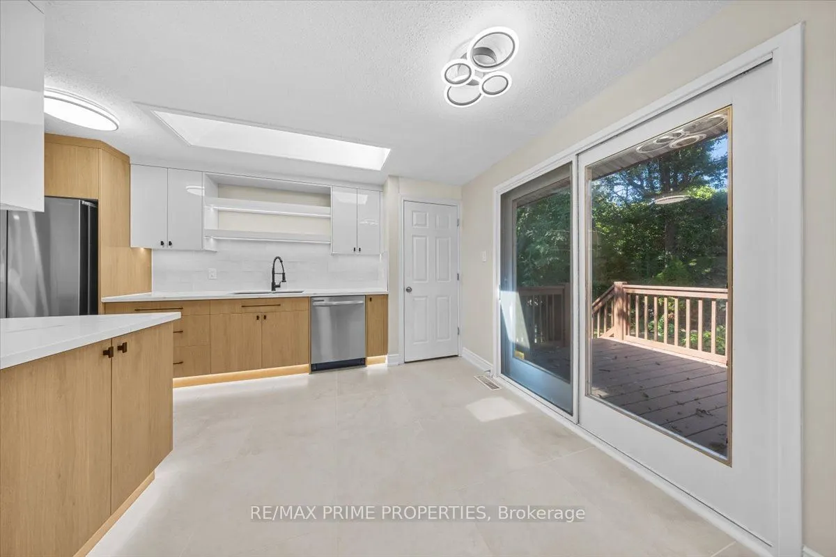 104 Queensline Drive