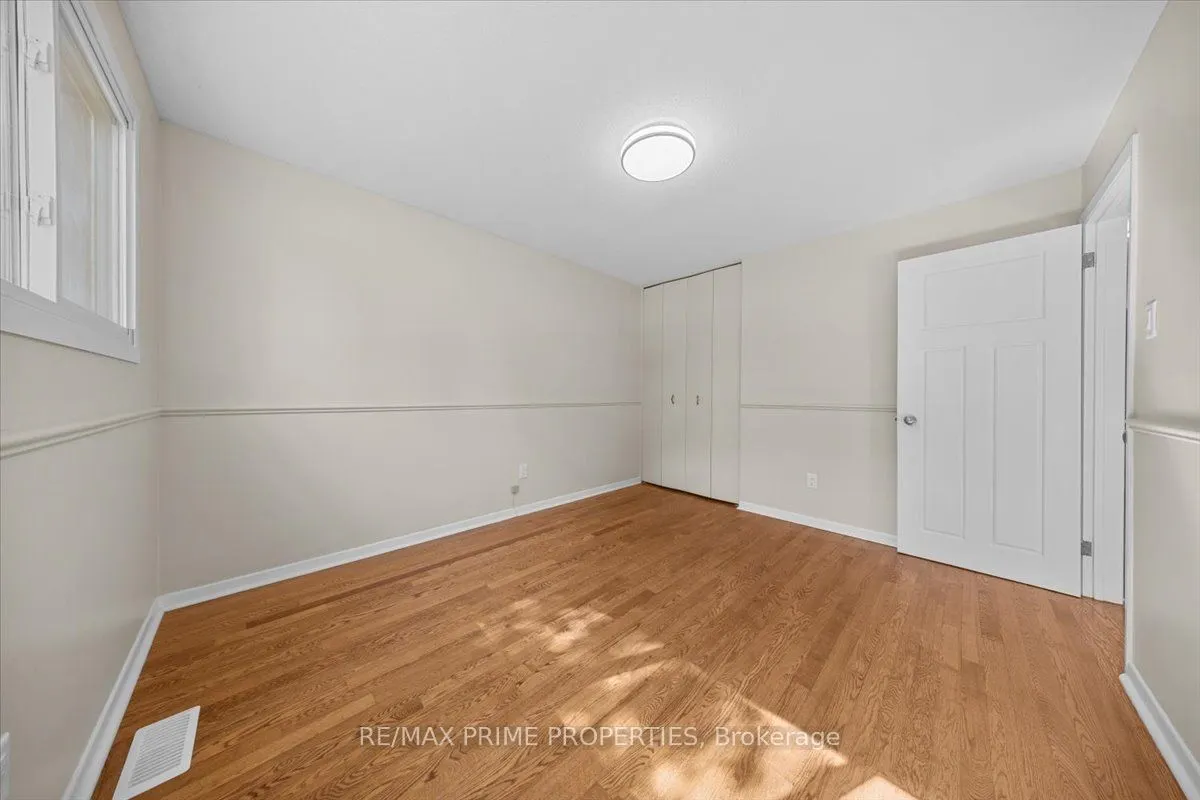 104 Queensline Drive