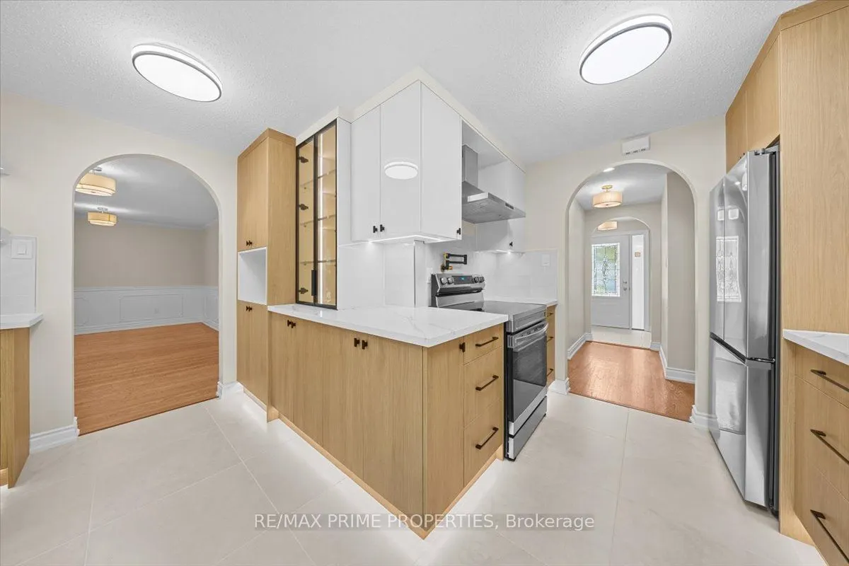 104 Queensline Drive