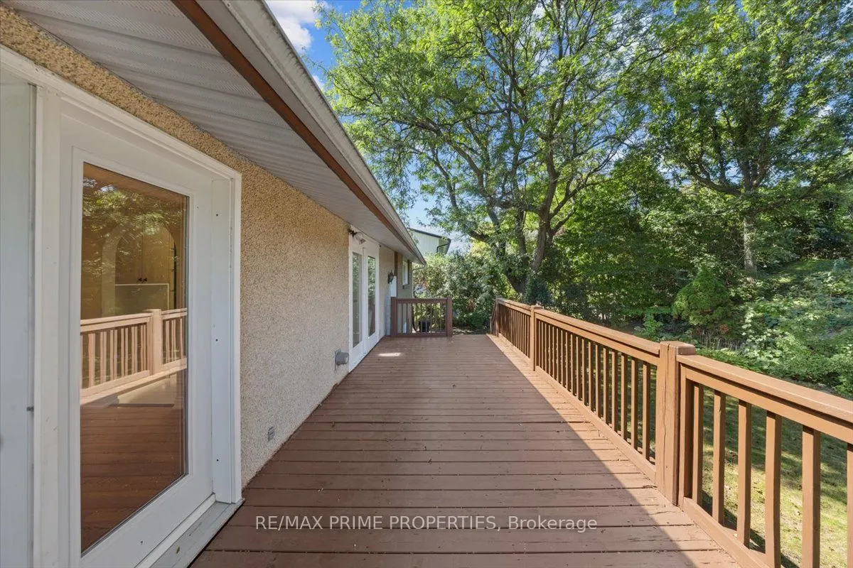 104 Queensline Drive