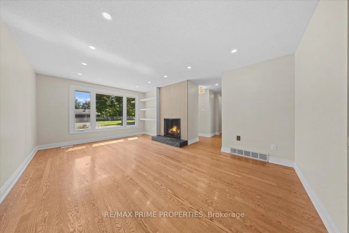 104 Queensline Drive