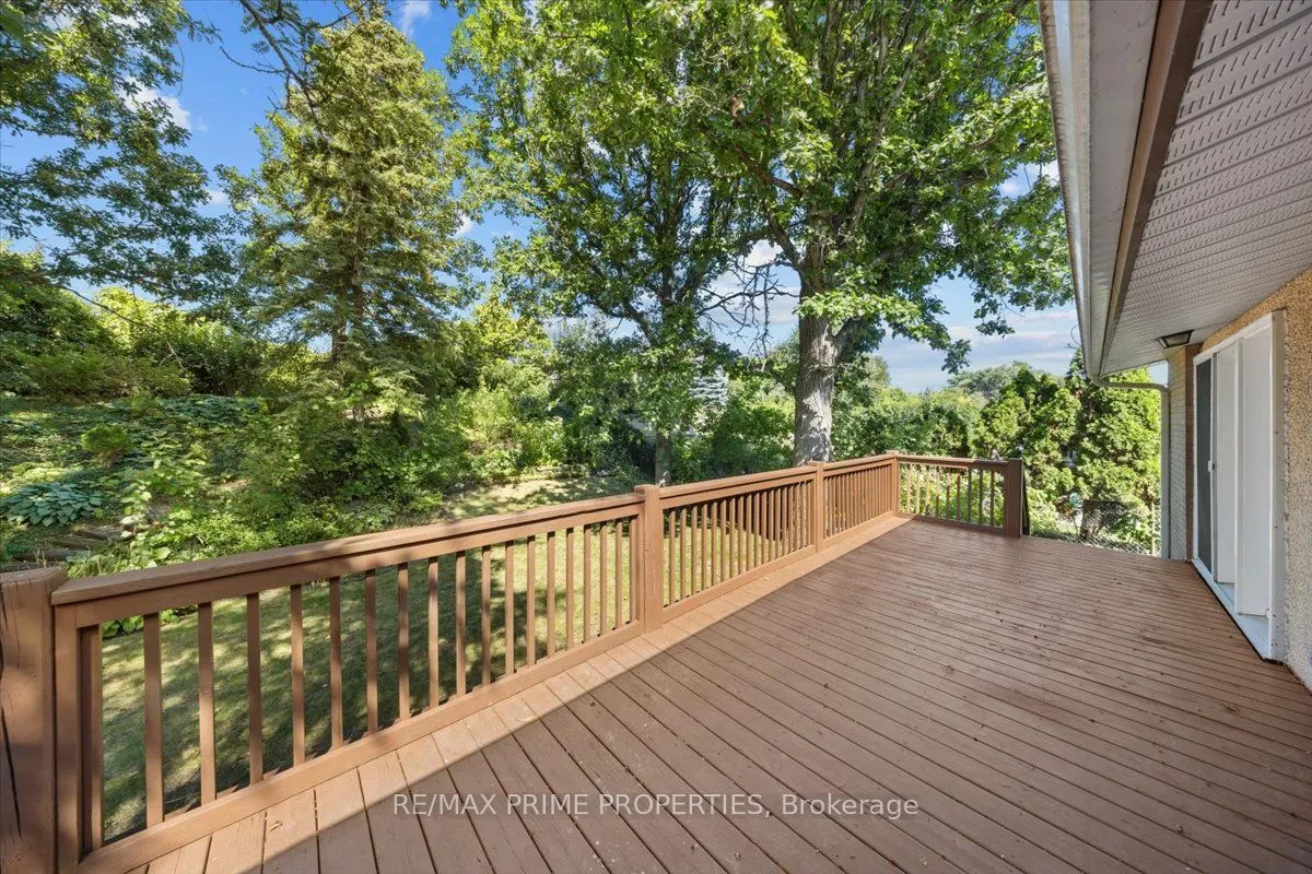 104 Queensline Drive