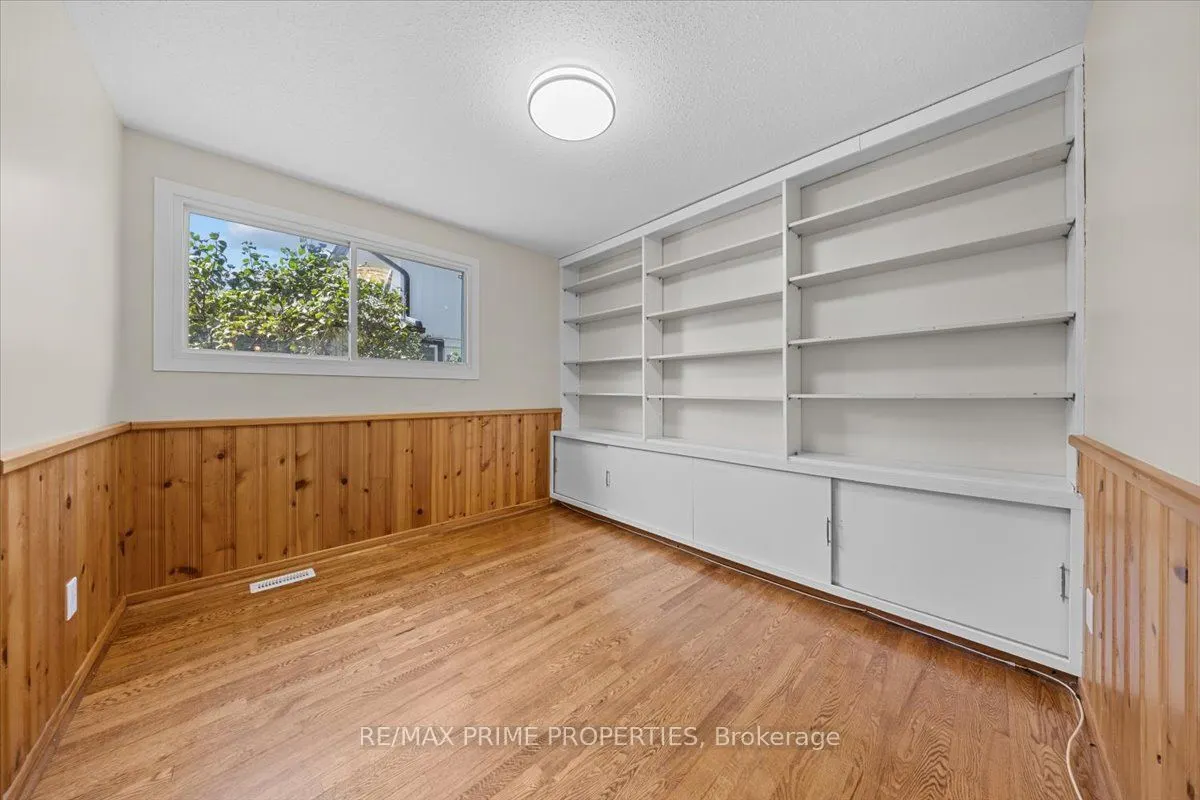 104 Queensline Drive