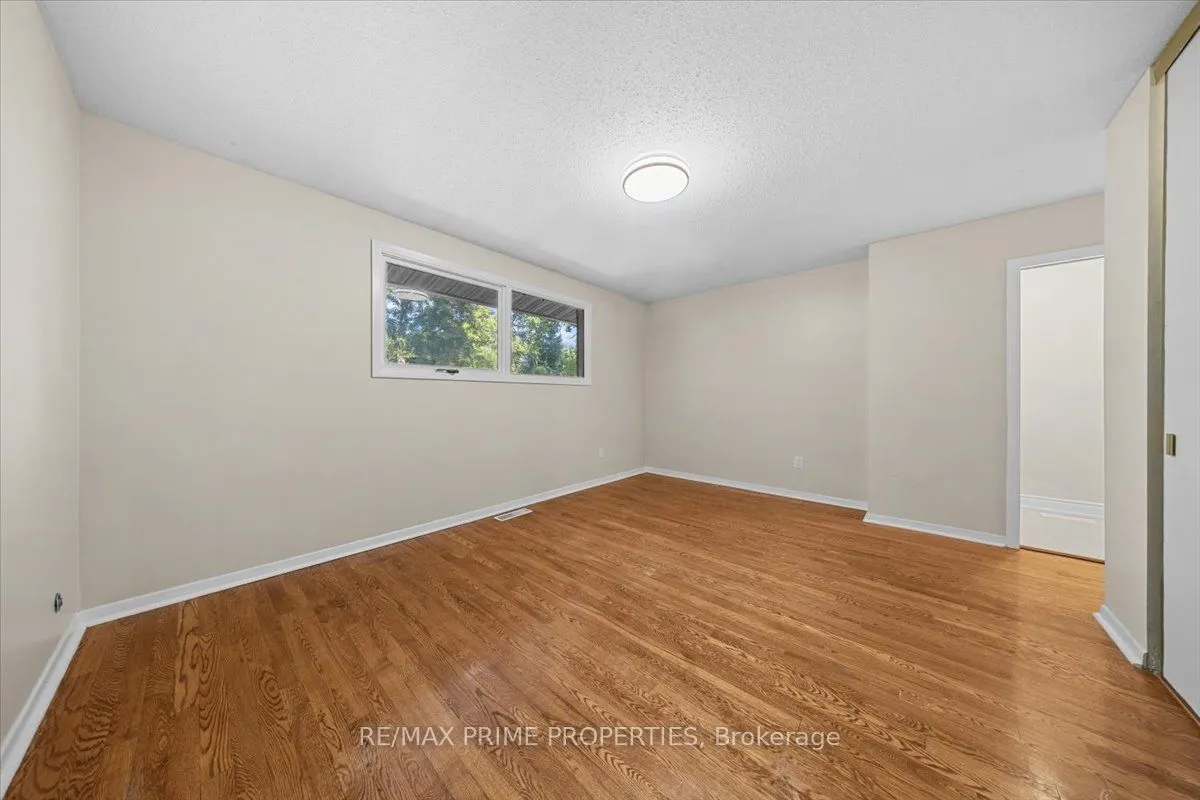 104 Queensline Drive