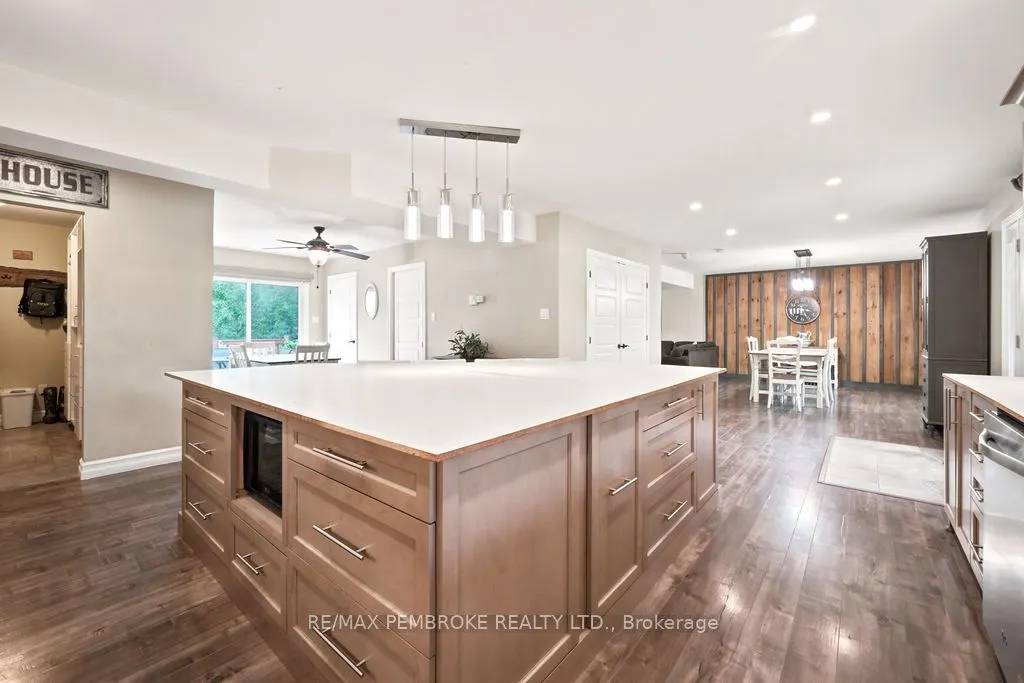 407 Latimer Road