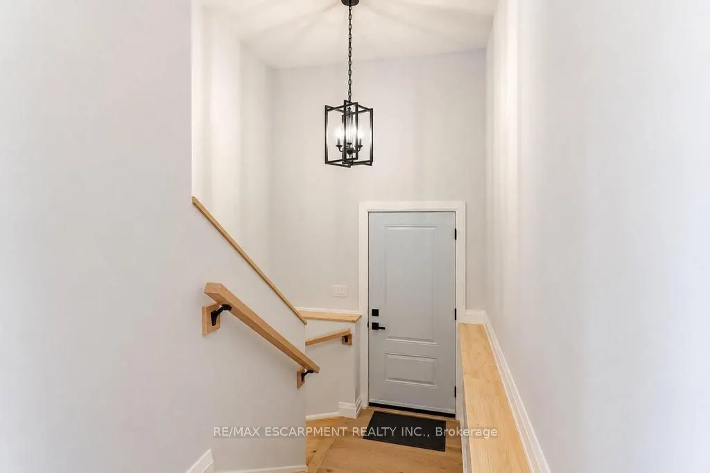 86 PIKE CREEK Drive