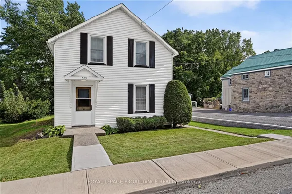 529 Dibble Street W