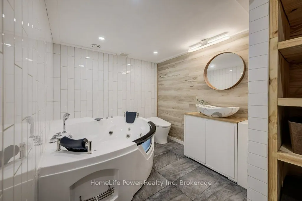 16 Irongate Drive