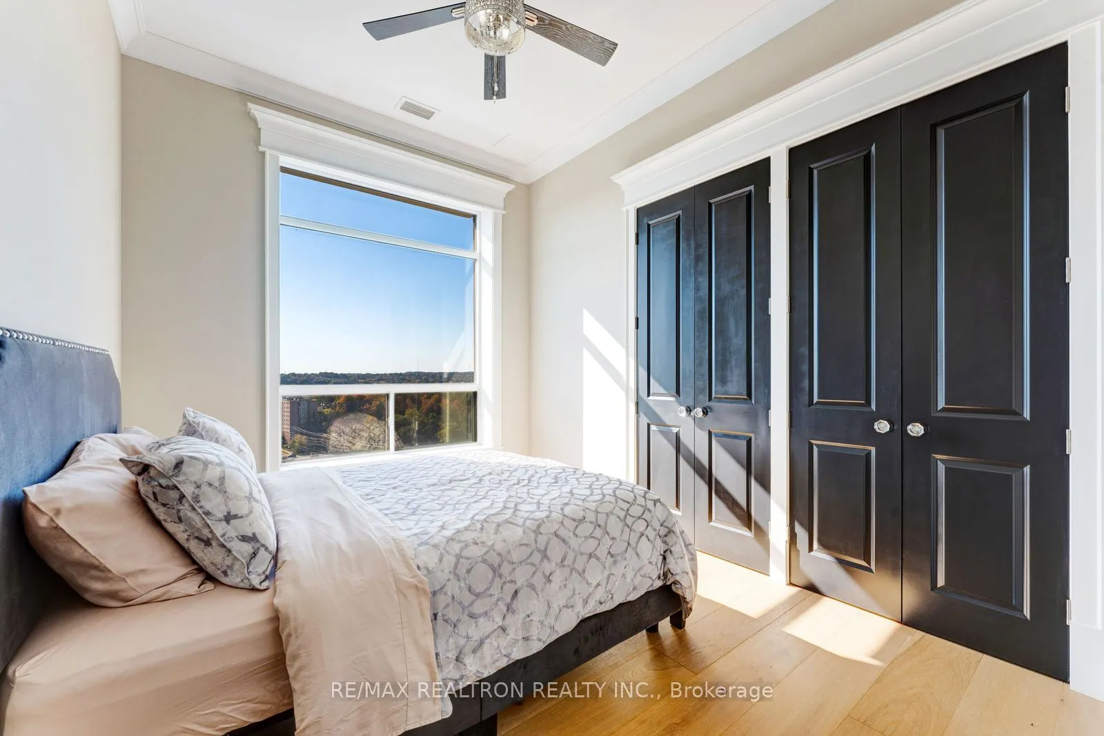 223 Erb Street W #1202