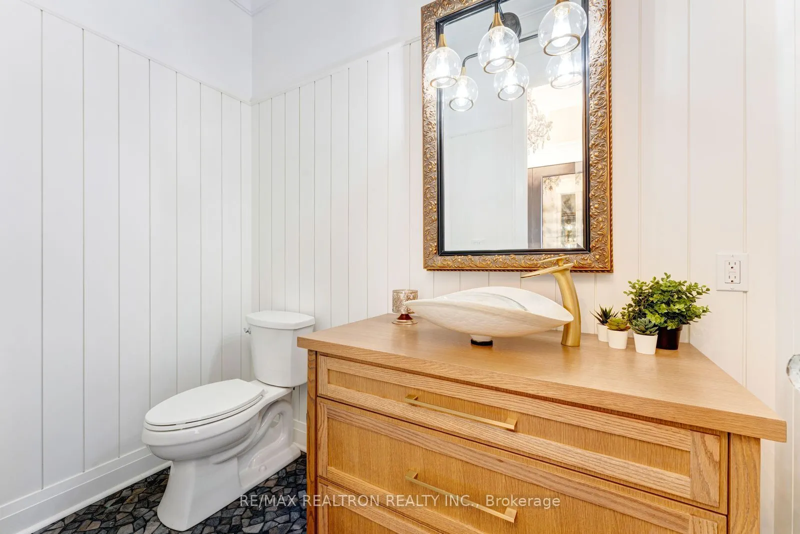 223 Erb Street W #1202