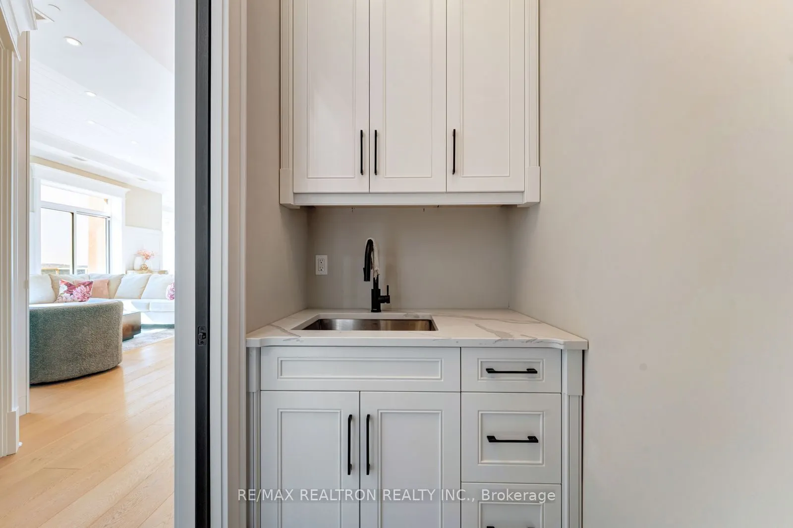 223 Erb Street W #1202