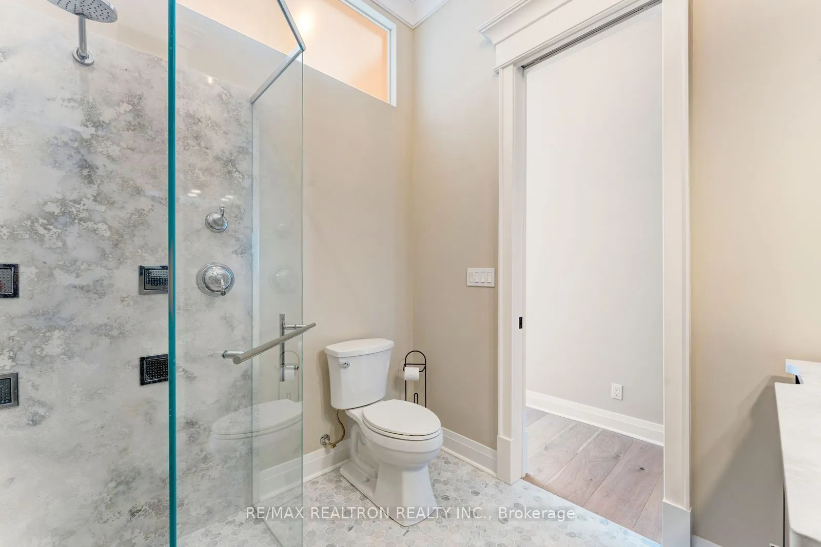 223 Erb Street W #1202
