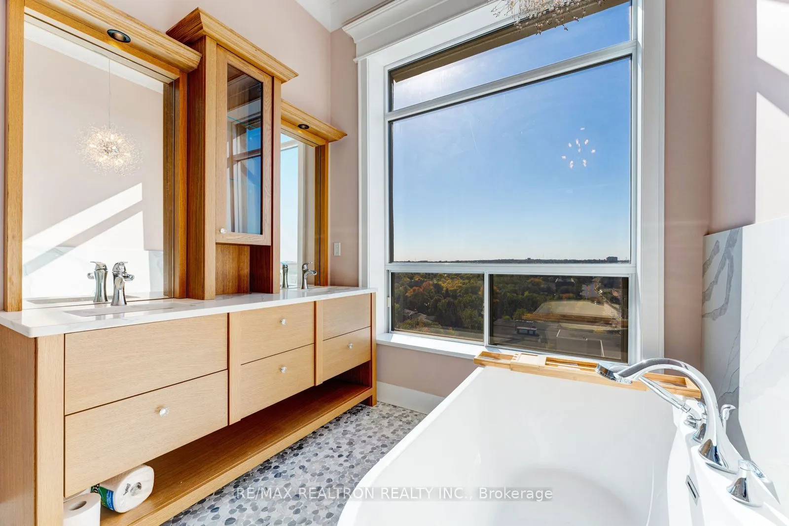 223 Erb Street W #1202