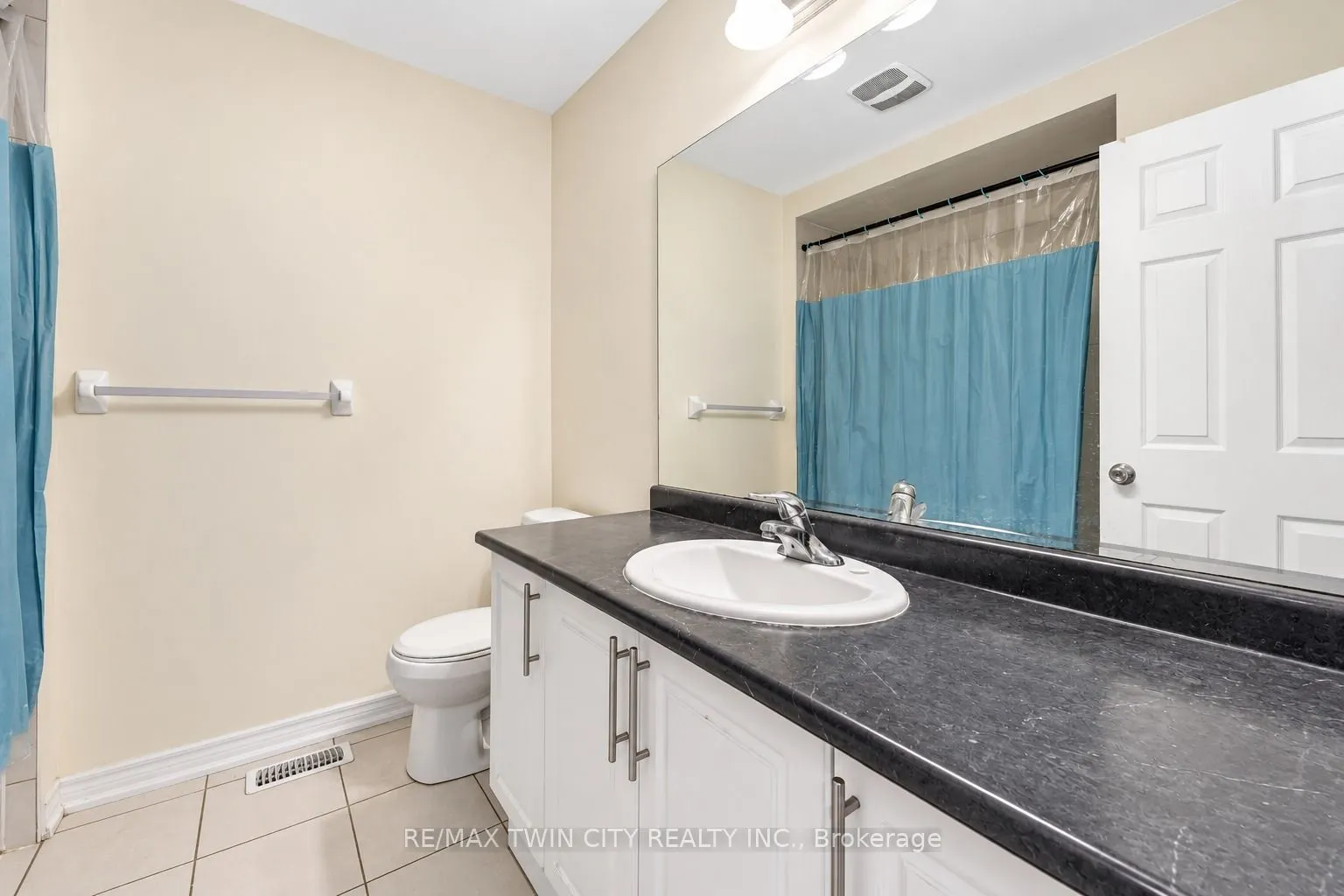 755 Linden Dr Unit 37 Drive