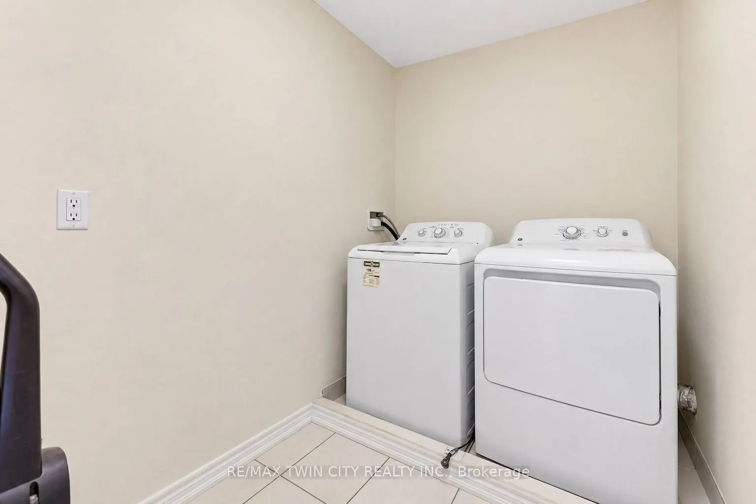 755 Linden Dr Unit 37 Drive