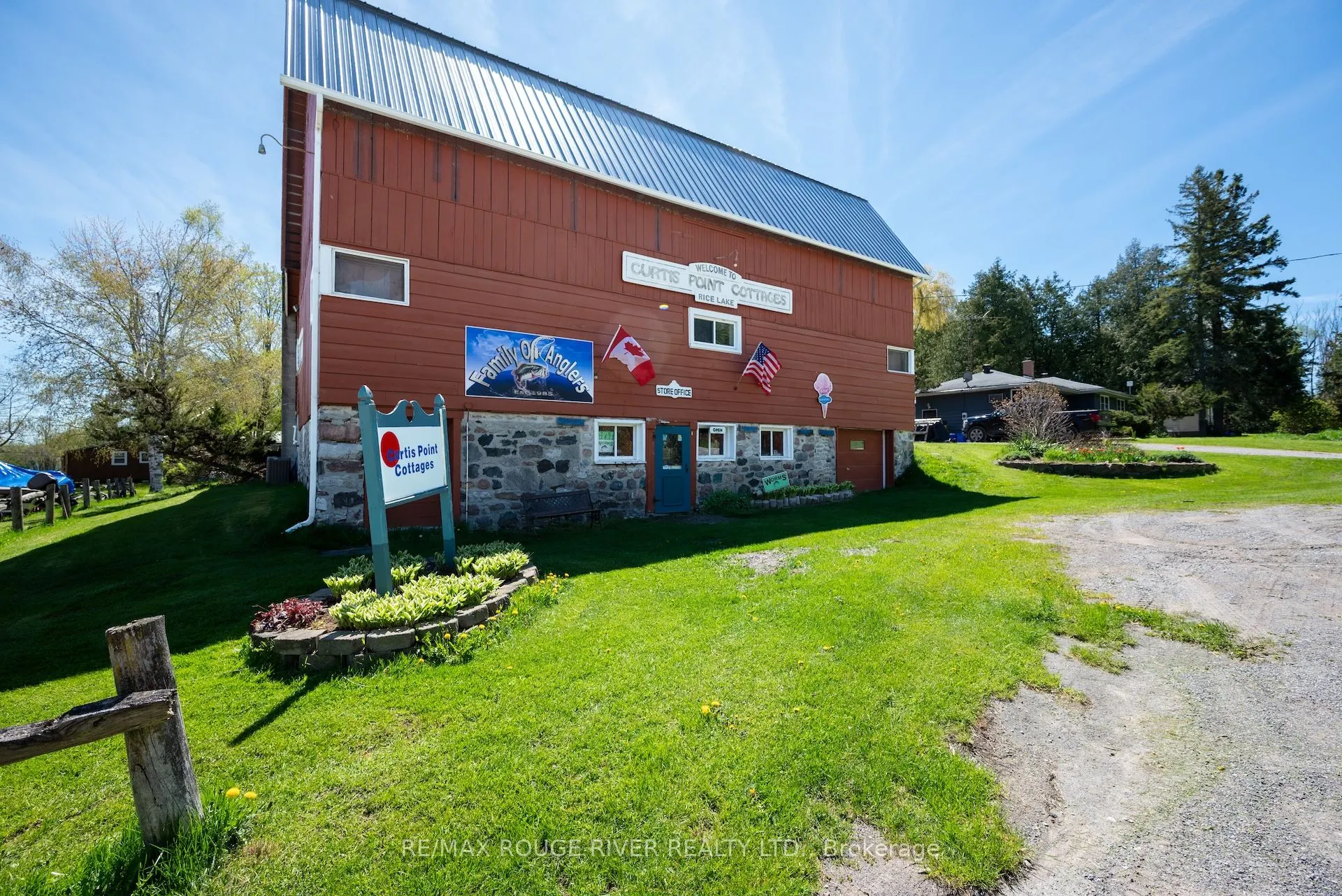 6099 Curtis Point Road