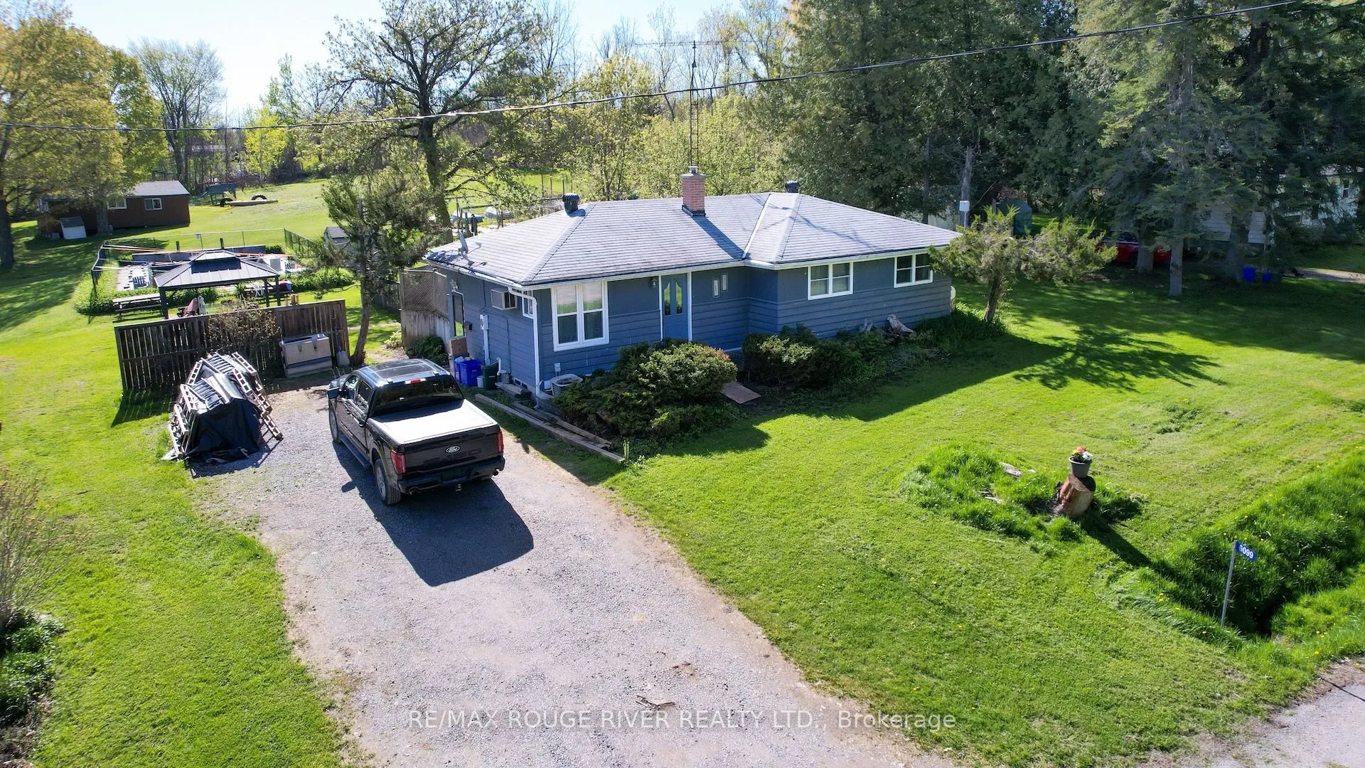6099 Curtis Point Road